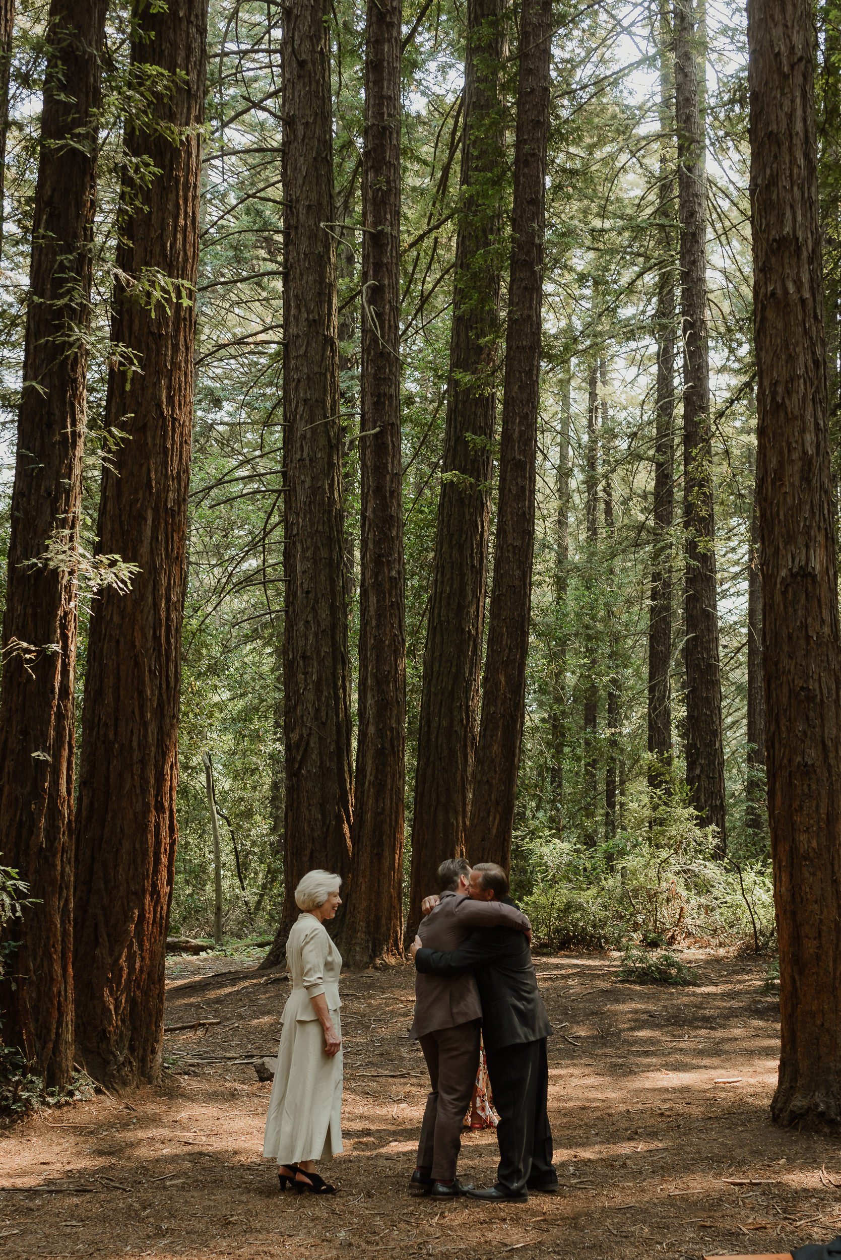 010-joaquin-miller-park-redwood-grove-good-neighbor-wedding-oakland-vivianchen-028.jpg