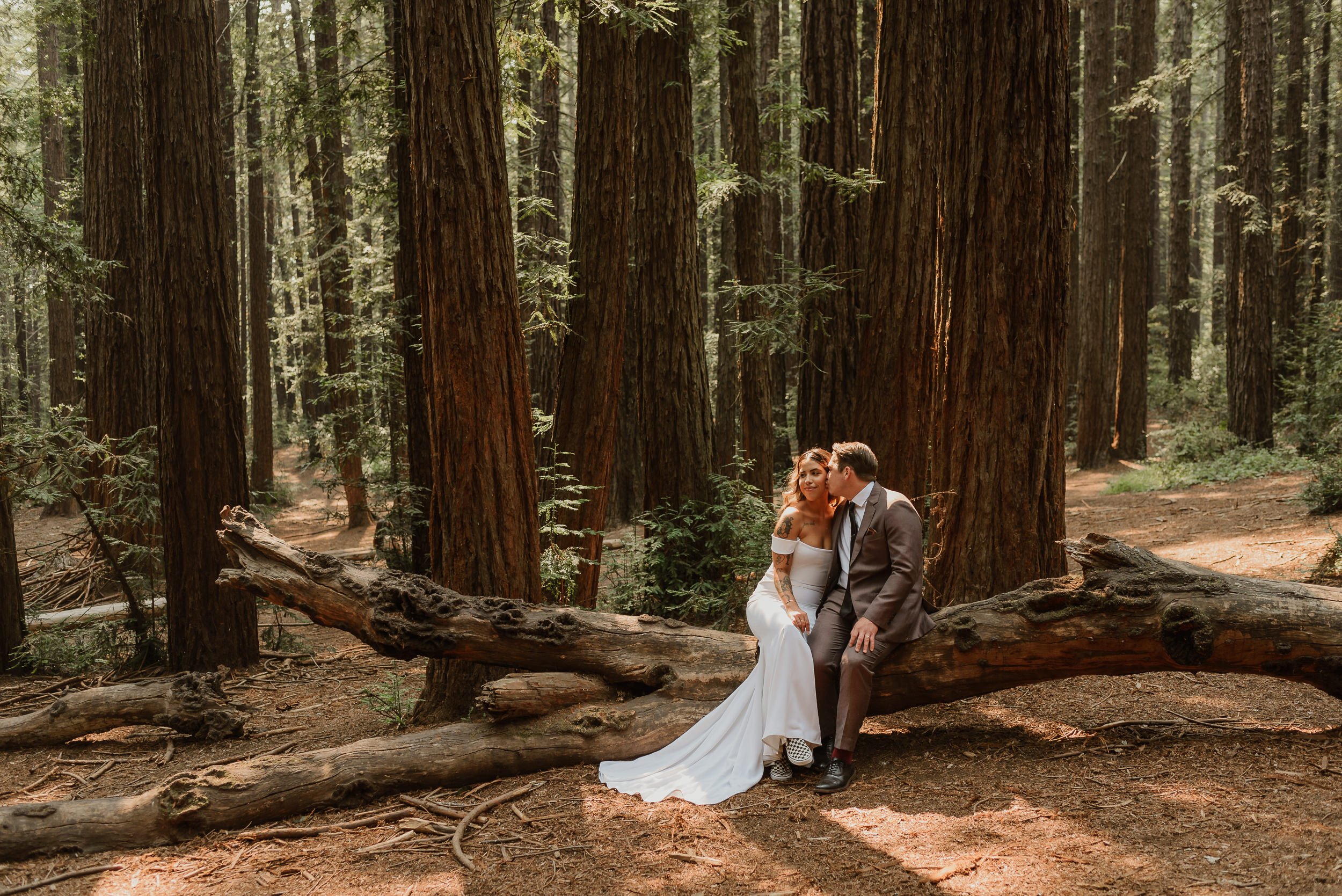 058-joaquin-miller-park-redwood-grove-good-neighbor-wedding-oakland-vivianchen-244.jpg