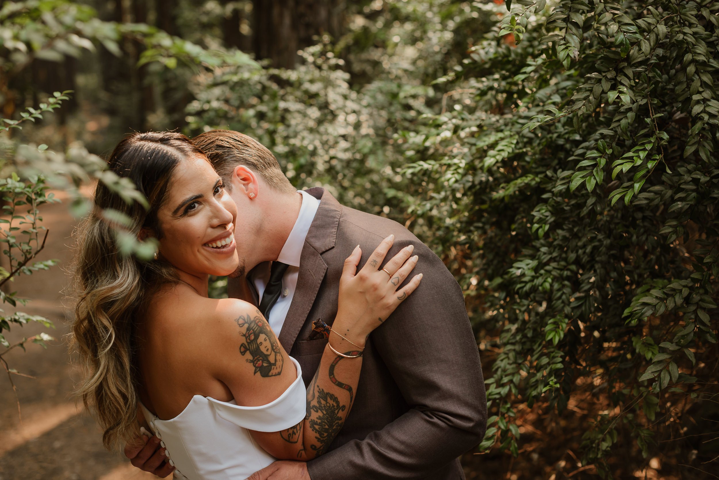 063-joaquin-miller-park-redwood-grove-good-neighbor-wedding-oakland-vivianchen-288.jpg