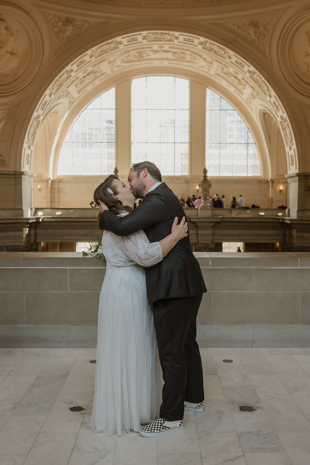 002san-francisco-city-hall-north-beach-elopement-vivianchen-087.jpg