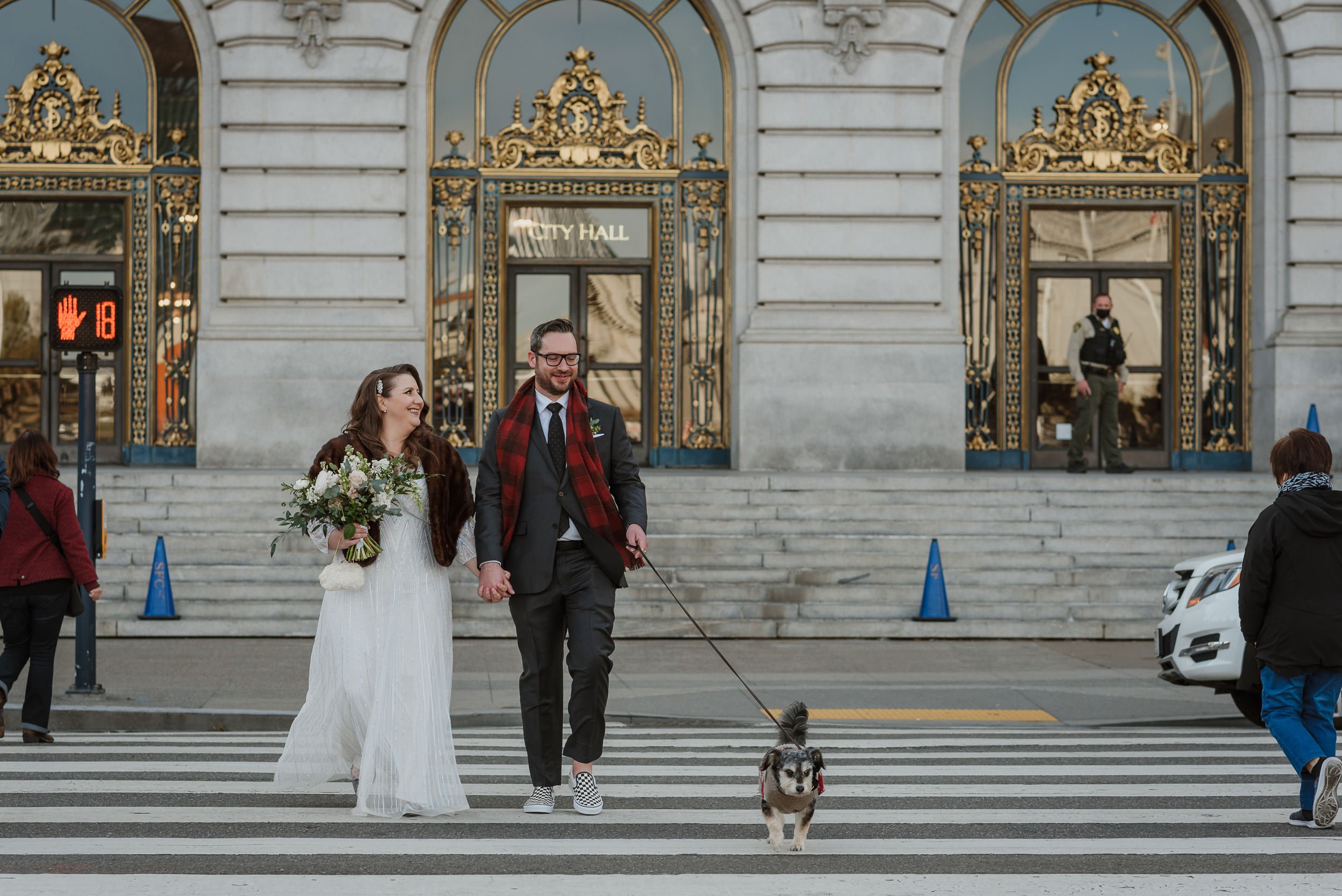 046san-francisco-city-hall-north-beach-elopement-vivianchen-226.jpg