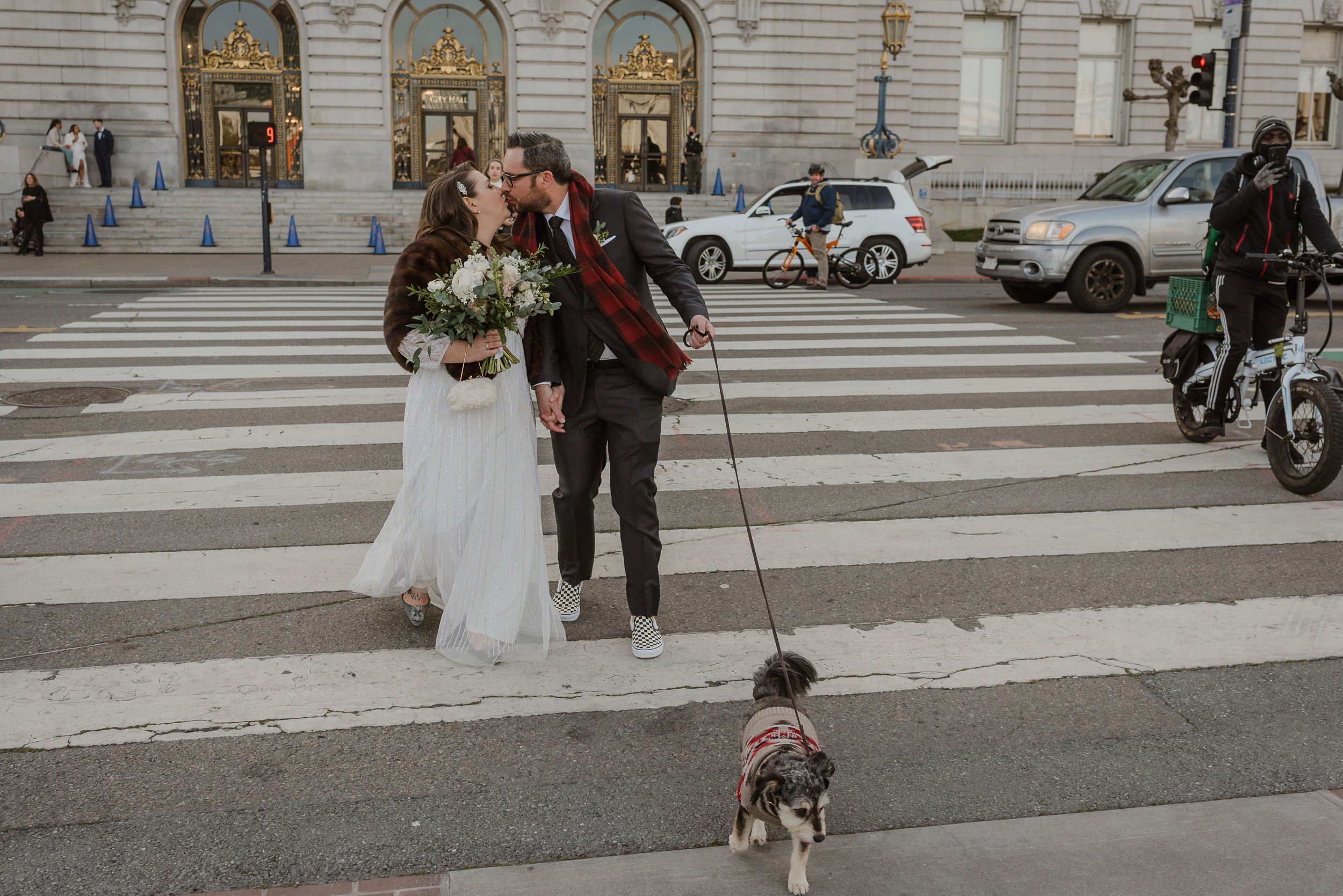 047san-francisco-city-hall-north-beach-elopement-vivianchen-231.jpg