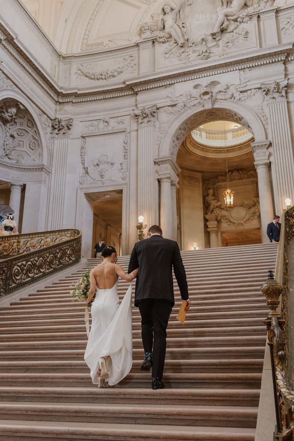 11-san-francisco-city-hall-marshalls-beach-elopement-vivianchen-060.jpg