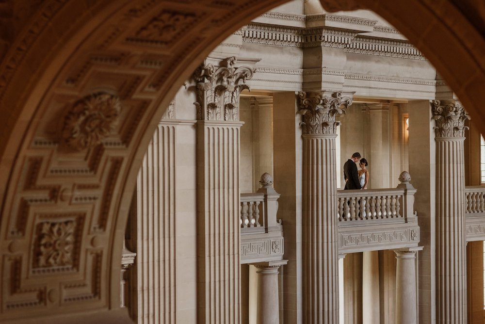 41-san-francisco-city-hall-marshalls-beach-elopement-vivianchen-225.jpg