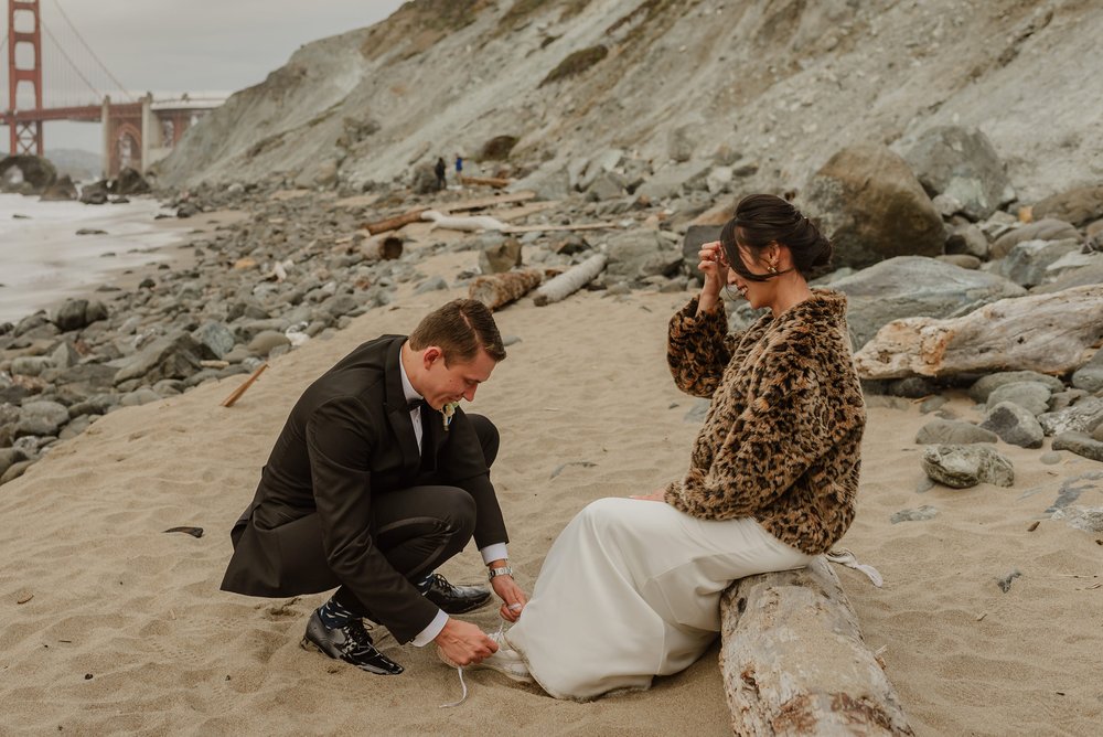 92-san-francisco-city-hall-marshalls-beach-elopement-vivianchen-475.jpg