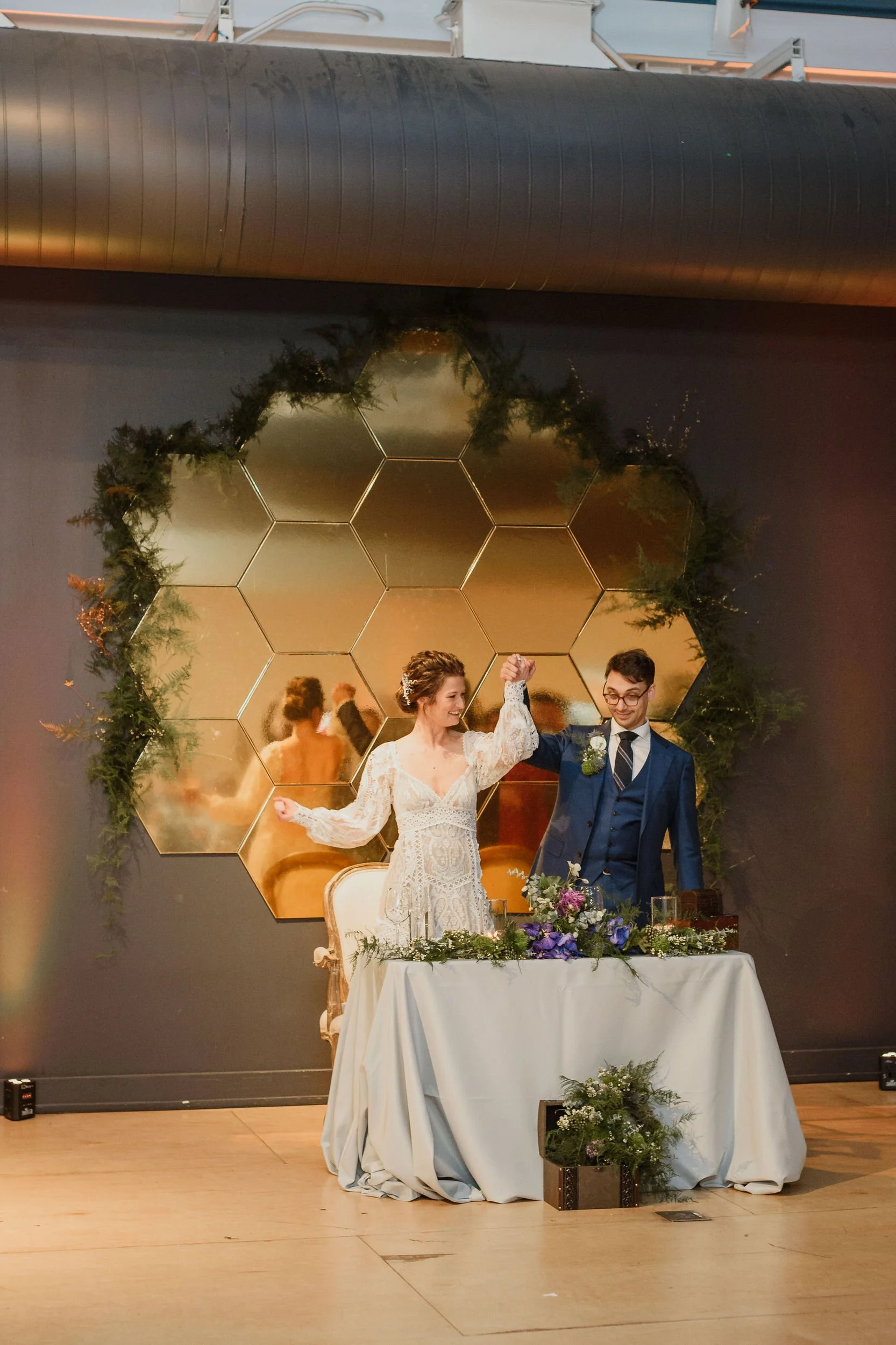 079-chabot-space-science-center-wedding-erinpradoVCP-604.jpg