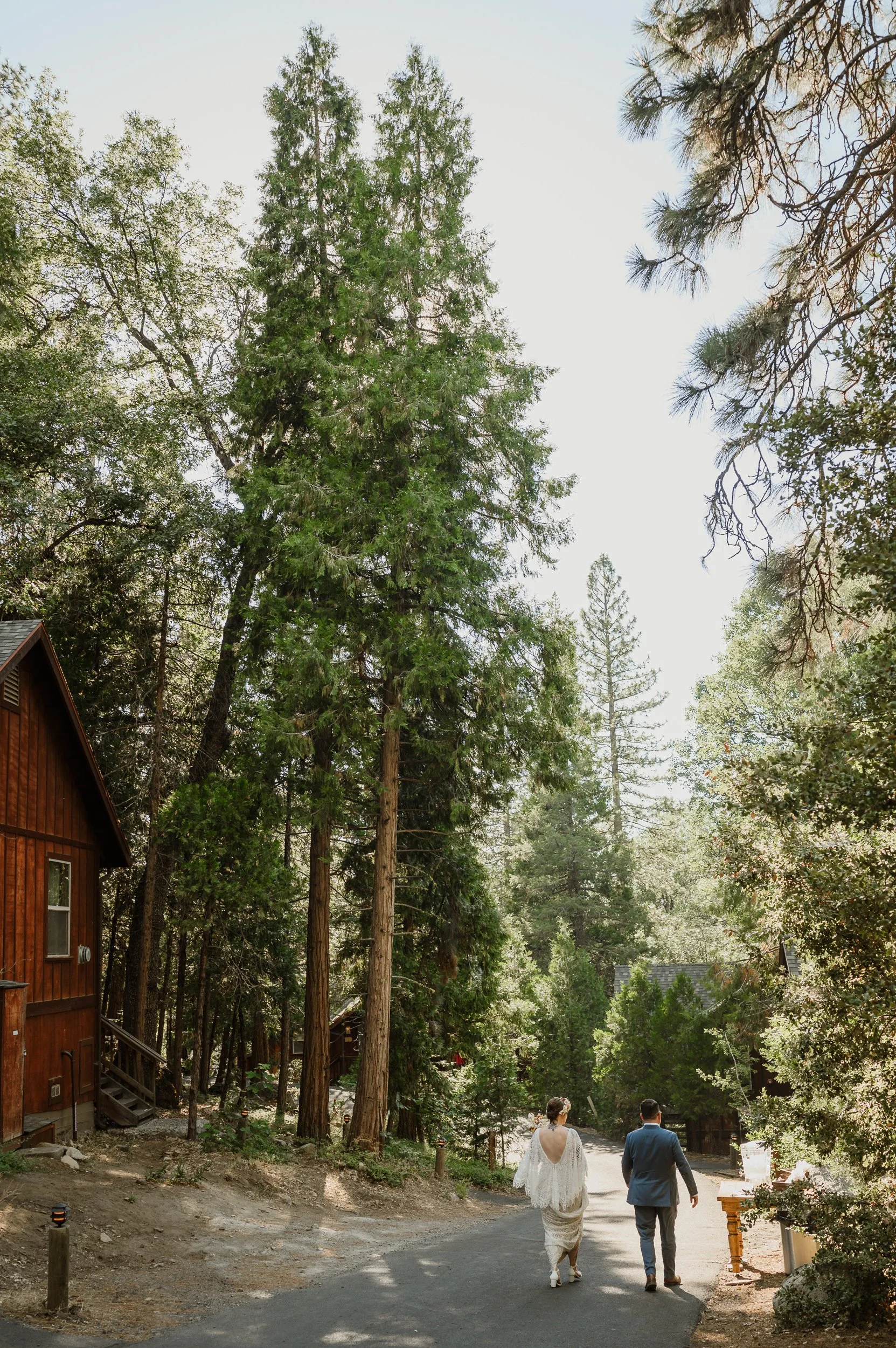 074-evergreen-lodge-yosemite-wedding-vivianchen-515.jpg