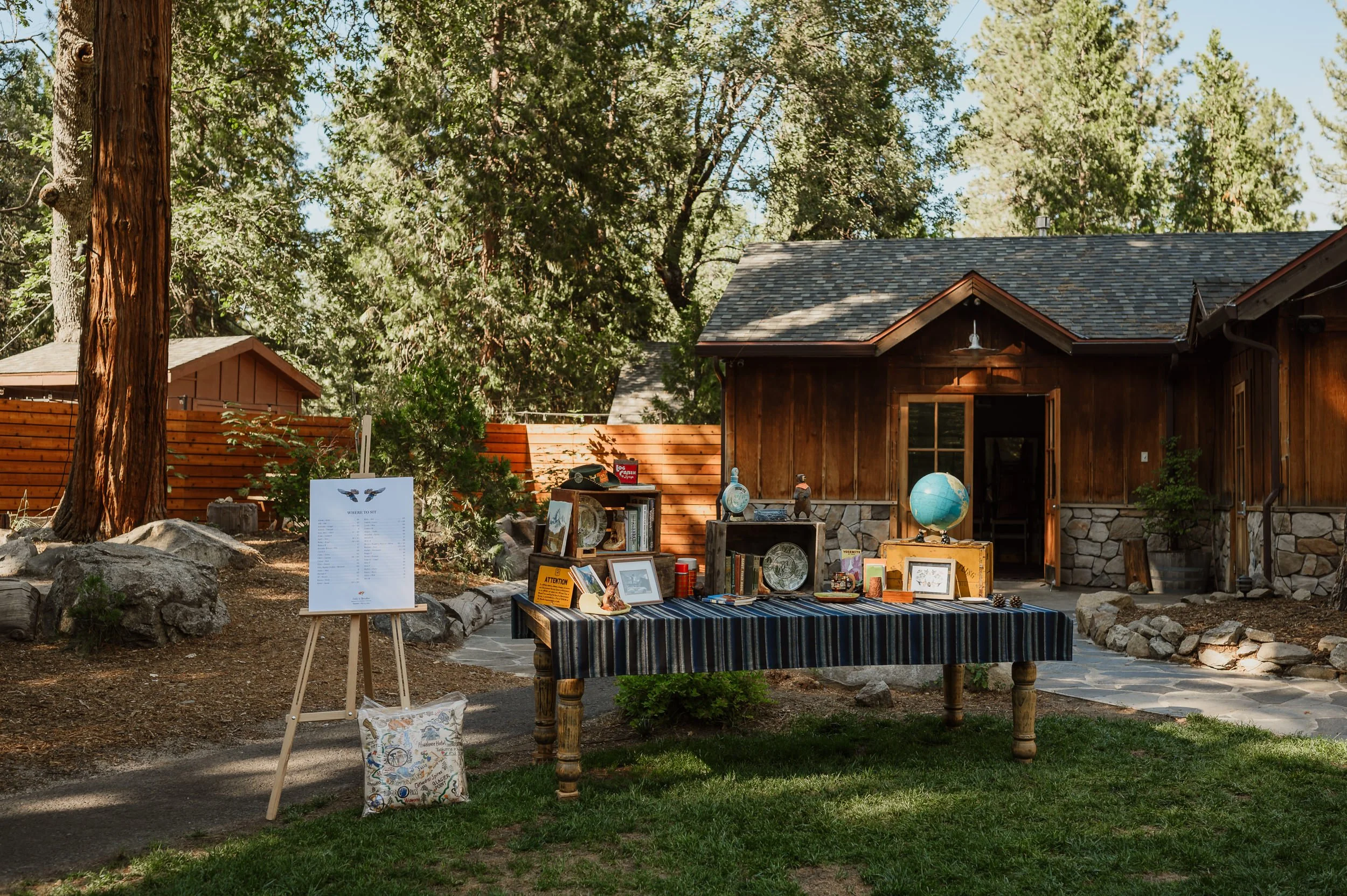 079-evergreen-lodge-yosemite-wedding-vivianchen-053.jpg