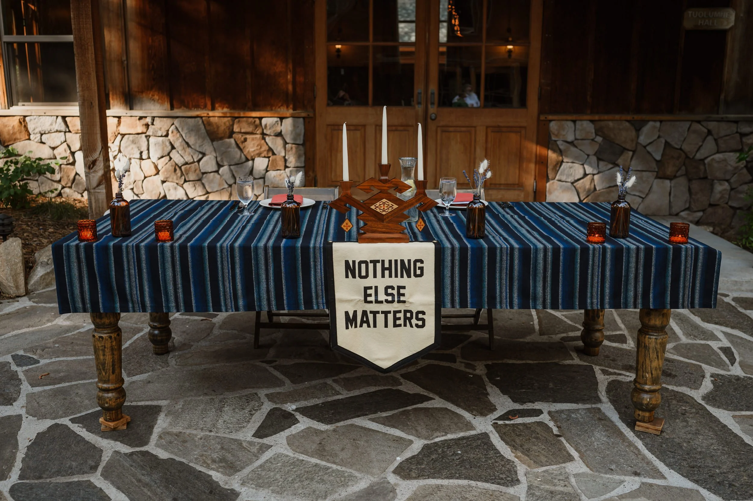 088-evergreen-lodge-yosemite-wedding-vivianchen-072.jpg