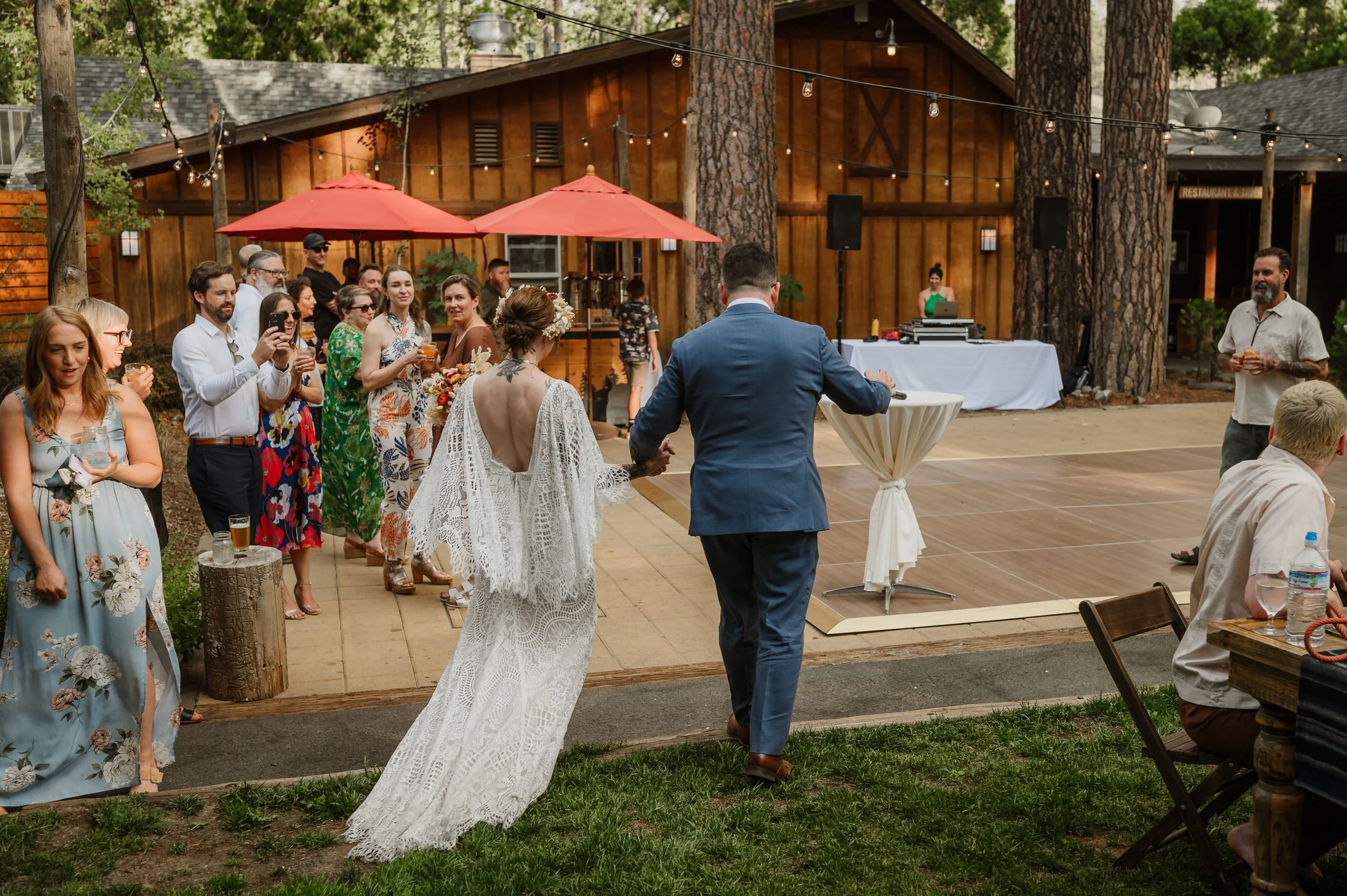 098-evergreen-lodge-yosemite-wedding-vivianchen-602.jpg