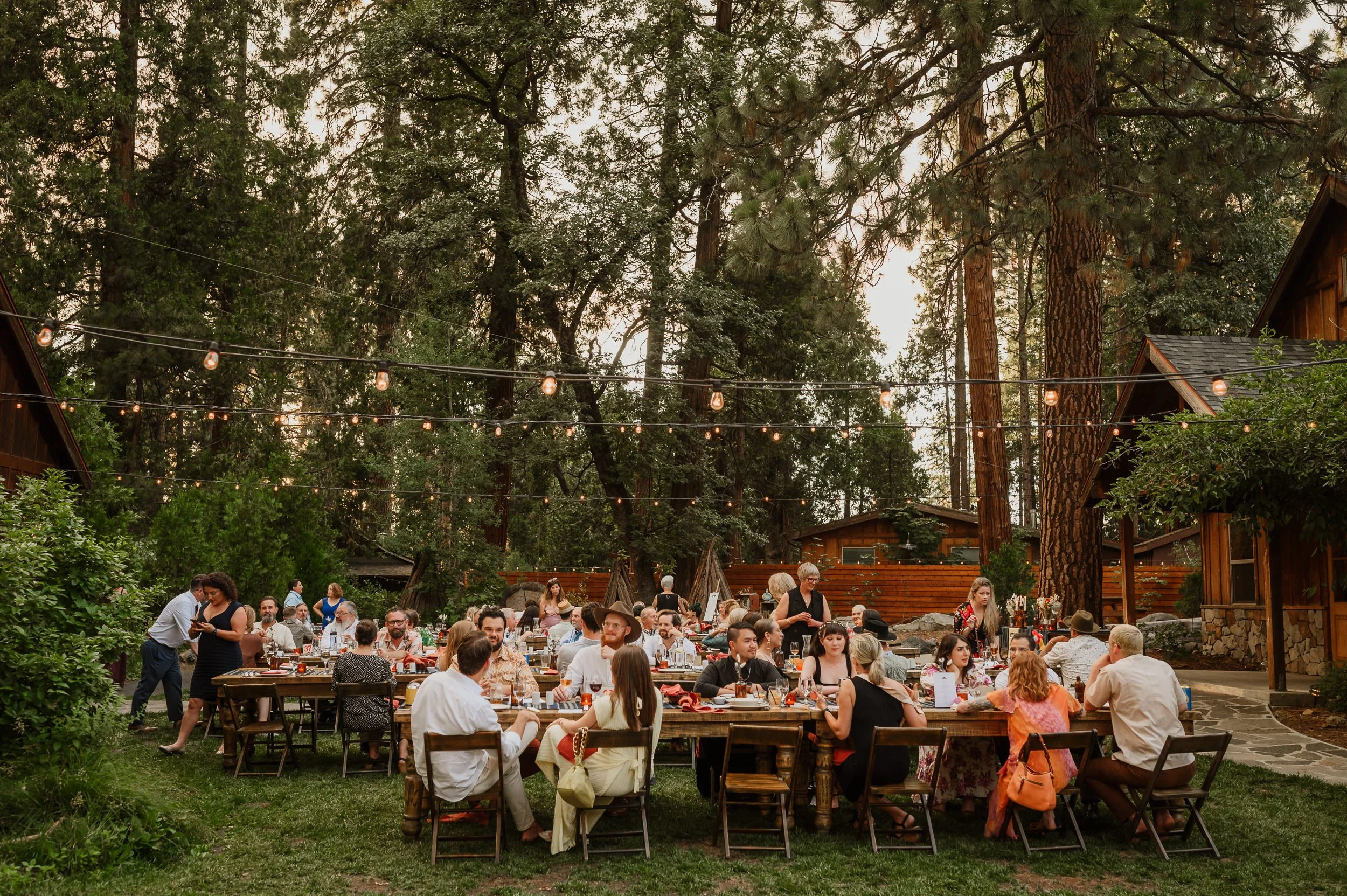 116-evergreen-lodge-yosemite-wedding-vivianchen-705.jpg