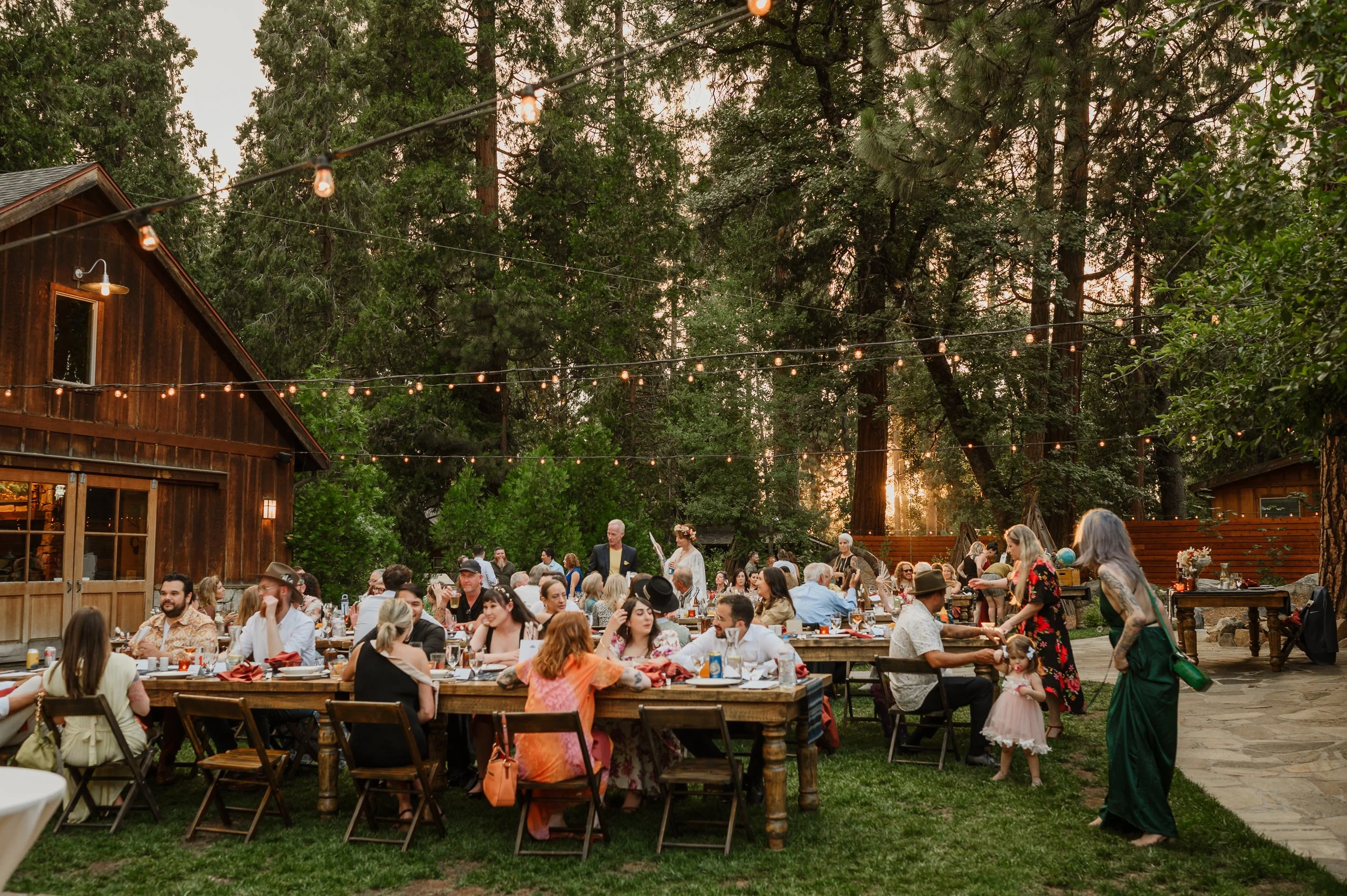 119-evergreen-lodge-yosemite-wedding-vivianchen-713.jpg