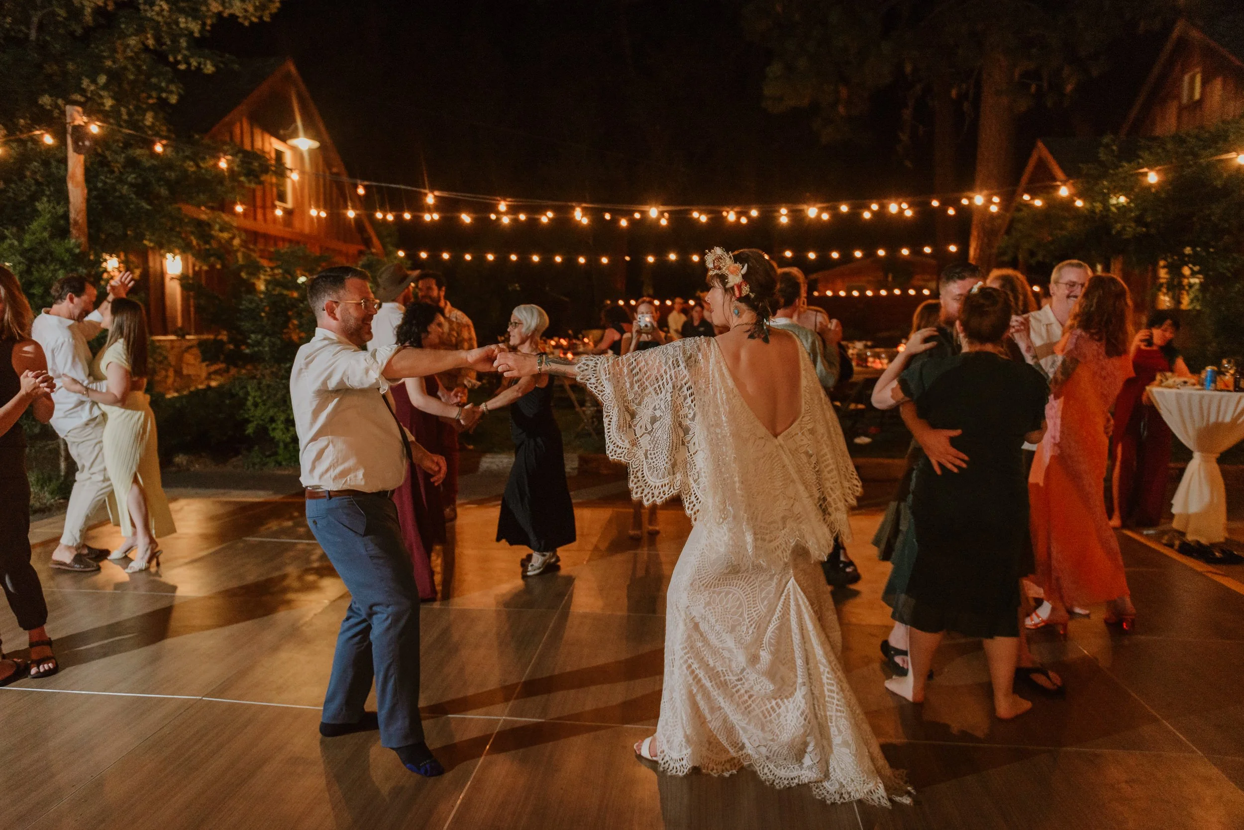 153-evergreen-lodge-yosemite-wedding-vivianchen-901.jpg