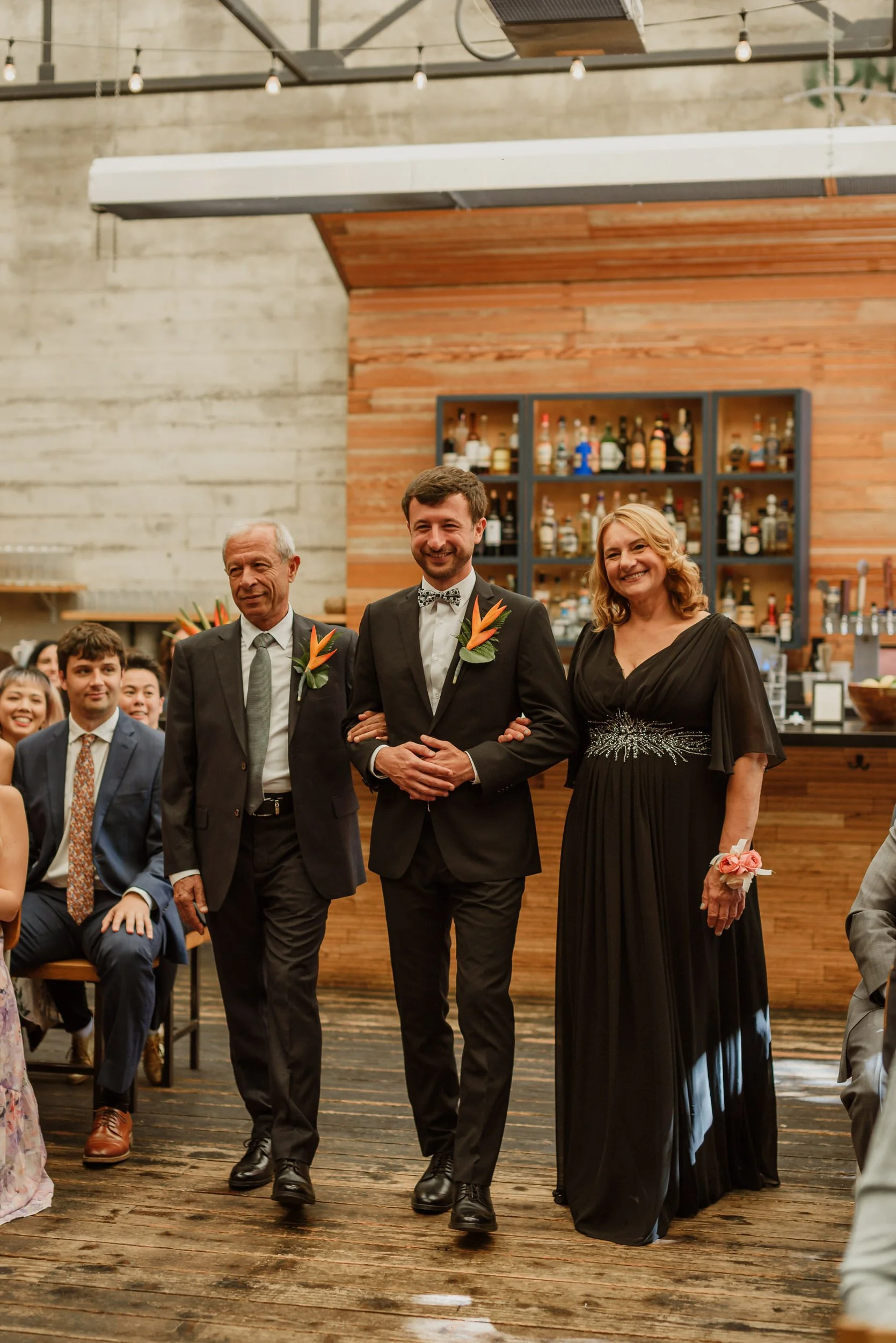 028-comal-restaurant-berkeley-wedding-erinpradoVCP-190.jpg