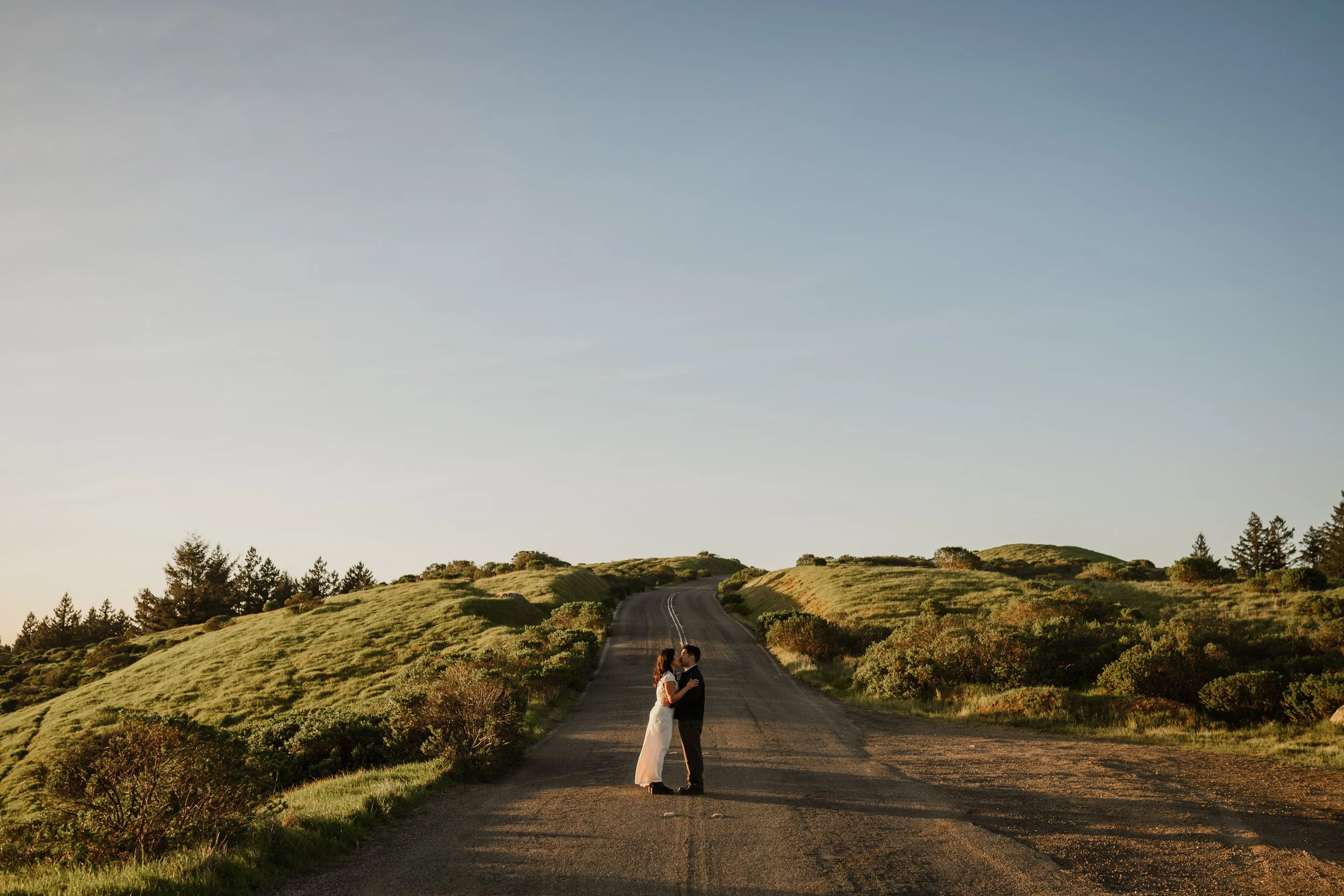 23-sunset-mount-tamalpais-engagemen=session-vivianchen-121.jpg