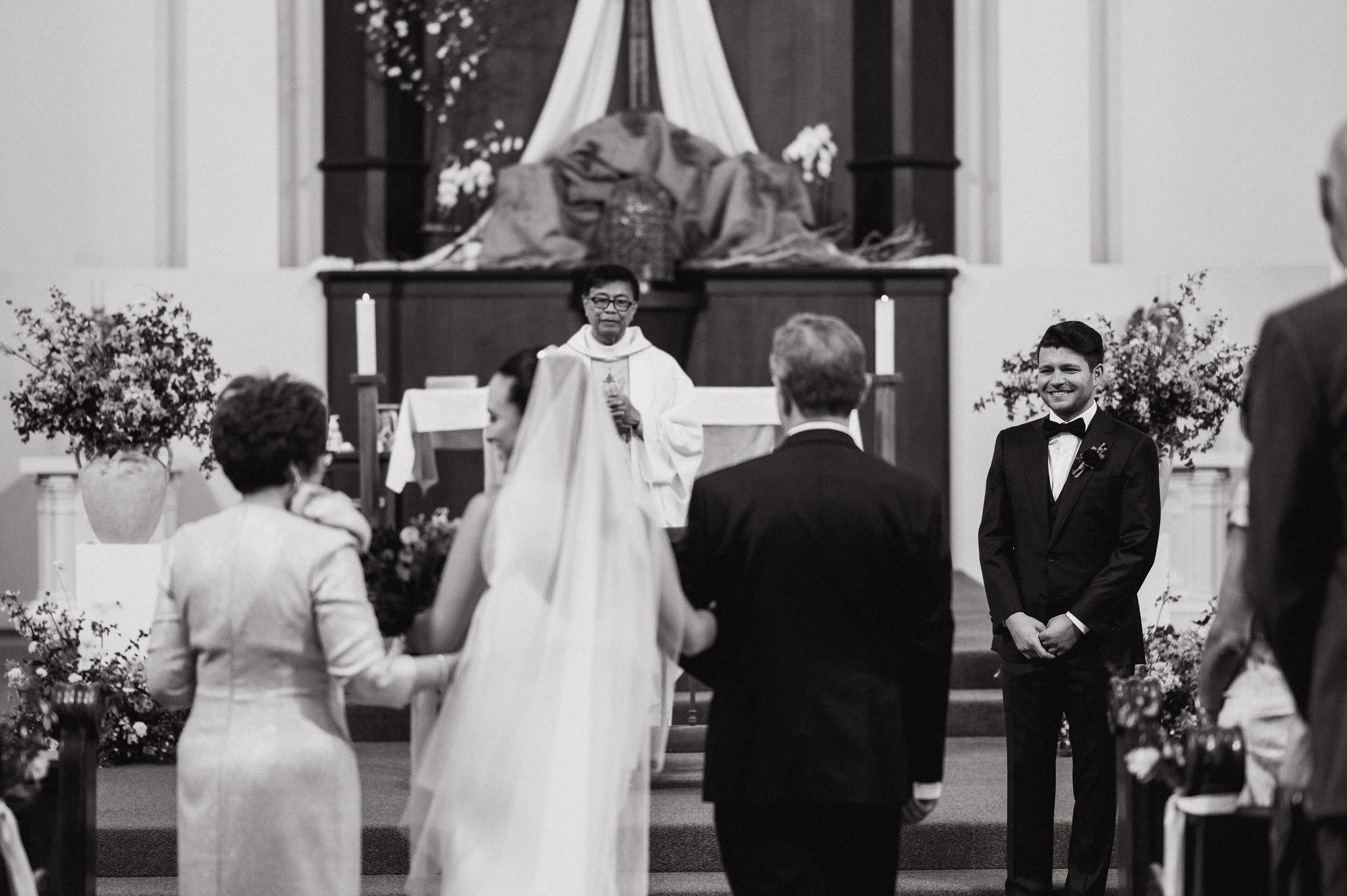 025-st-vincent-de-paul-church-cavallo-point-lodge-wedding-vivianchen-0256.jpg
