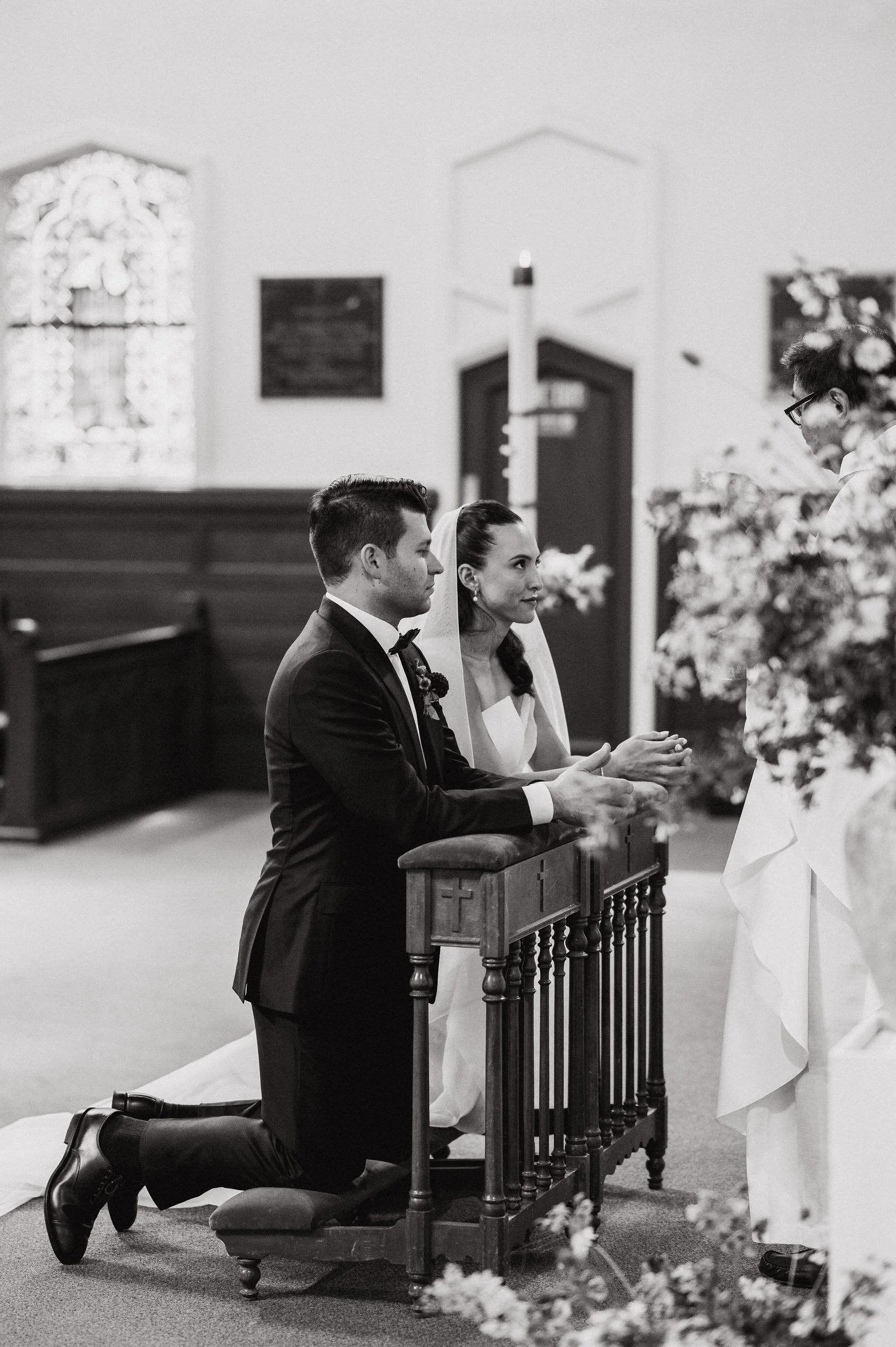 037-st-vincent-de-paul-church-cavallo-point-lodge-wedding-vivianchen-0376.jpg