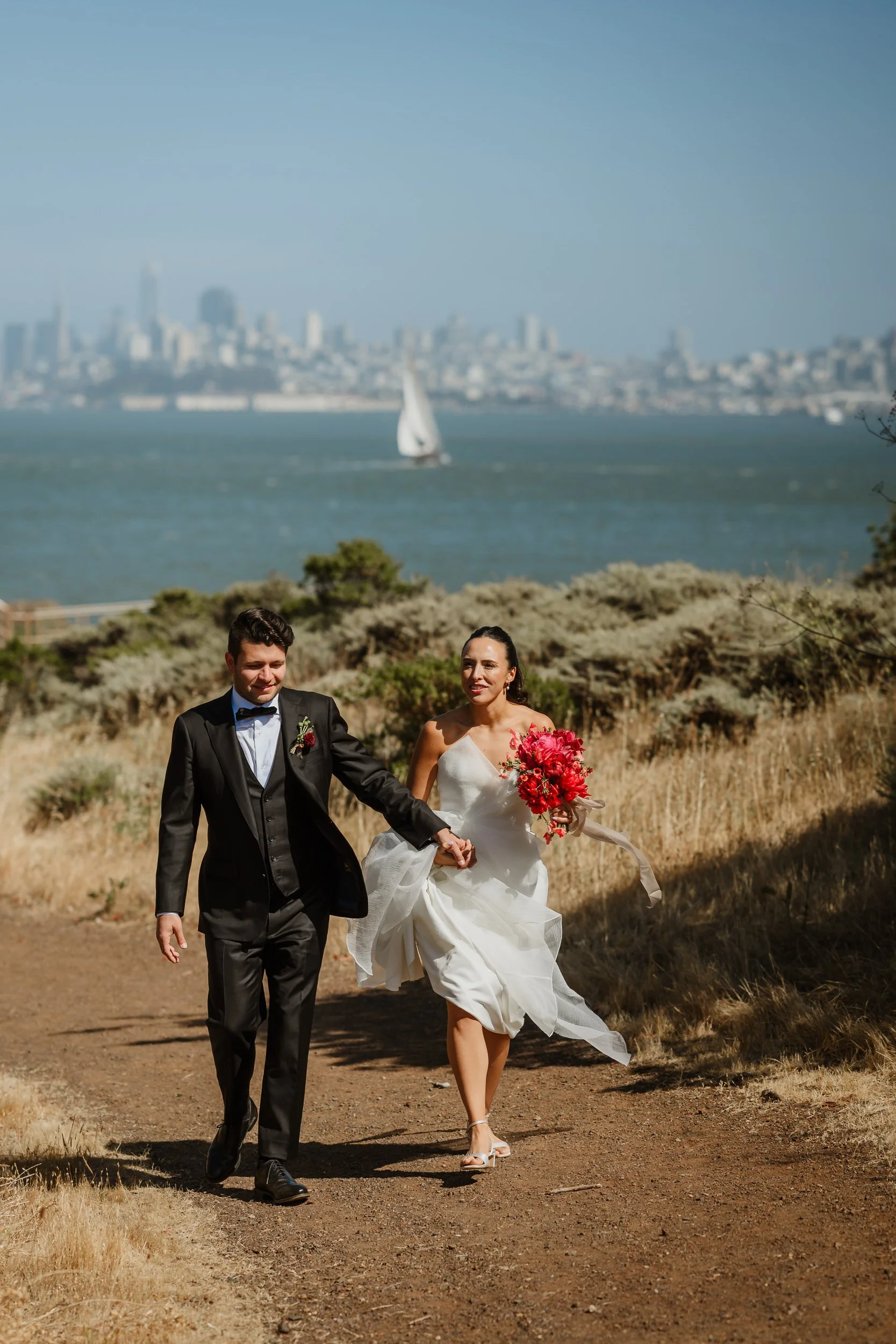049-st-vincent-de-paul-church-cavallo-point-lodge-wedding-vivianchen-0504.jpg