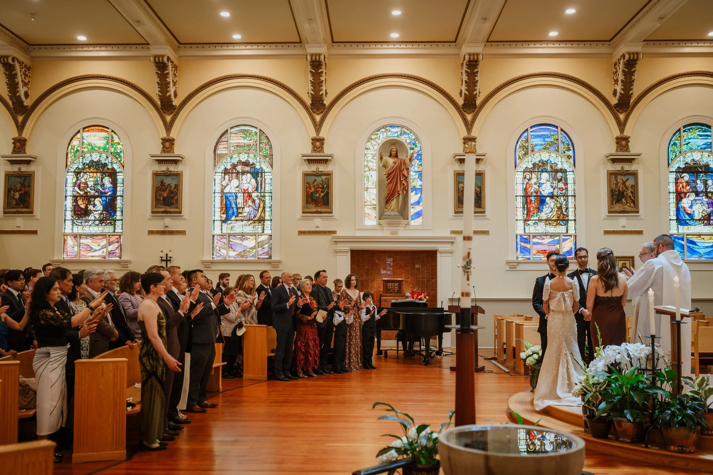 028-most-holy-redeemer-gallery-308-wedding-vivianchen-0323.jpg