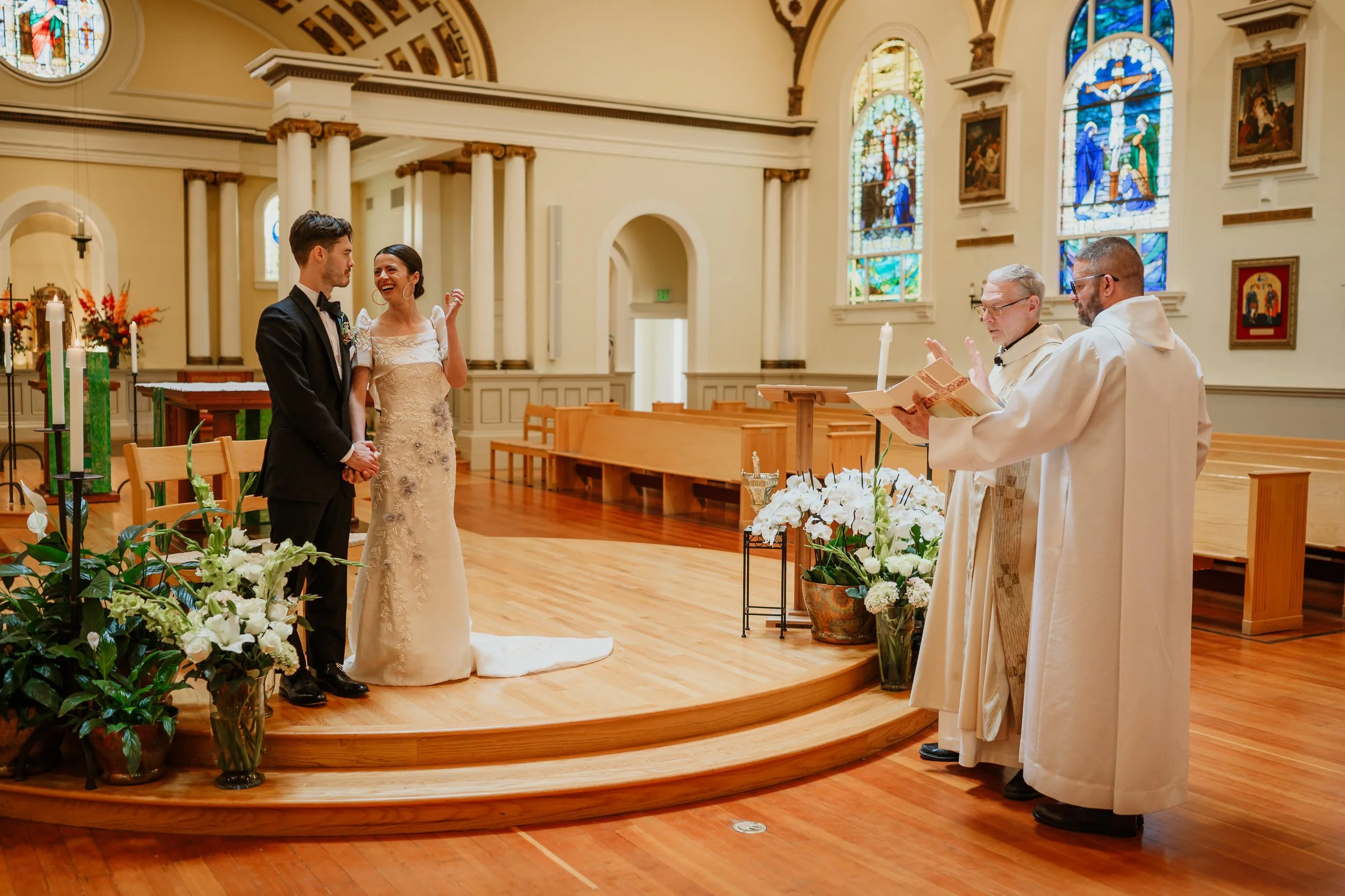 029-most-holy-redeemer-gallery-308-wedding-vivianchen-0336.jpg