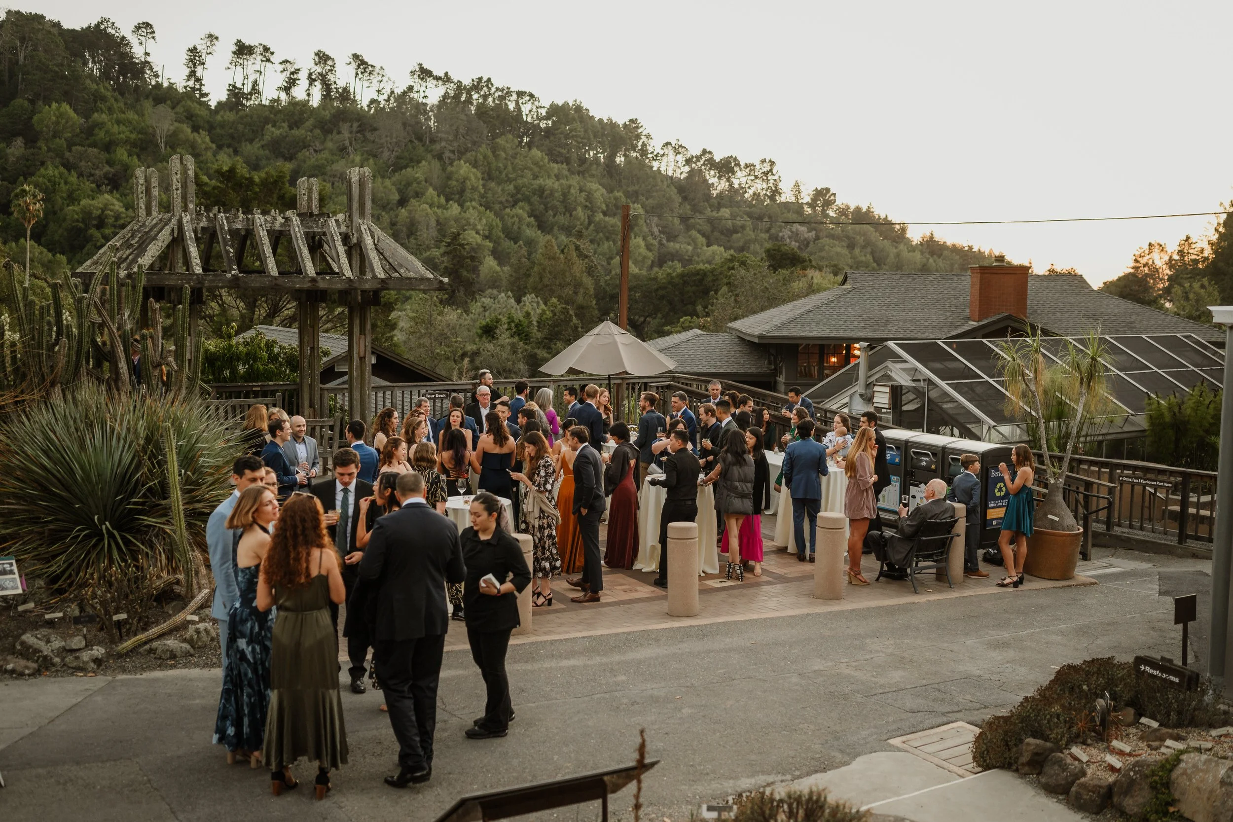 65-uc-botanical-garden-wedding-vivianchen-580.jpg
