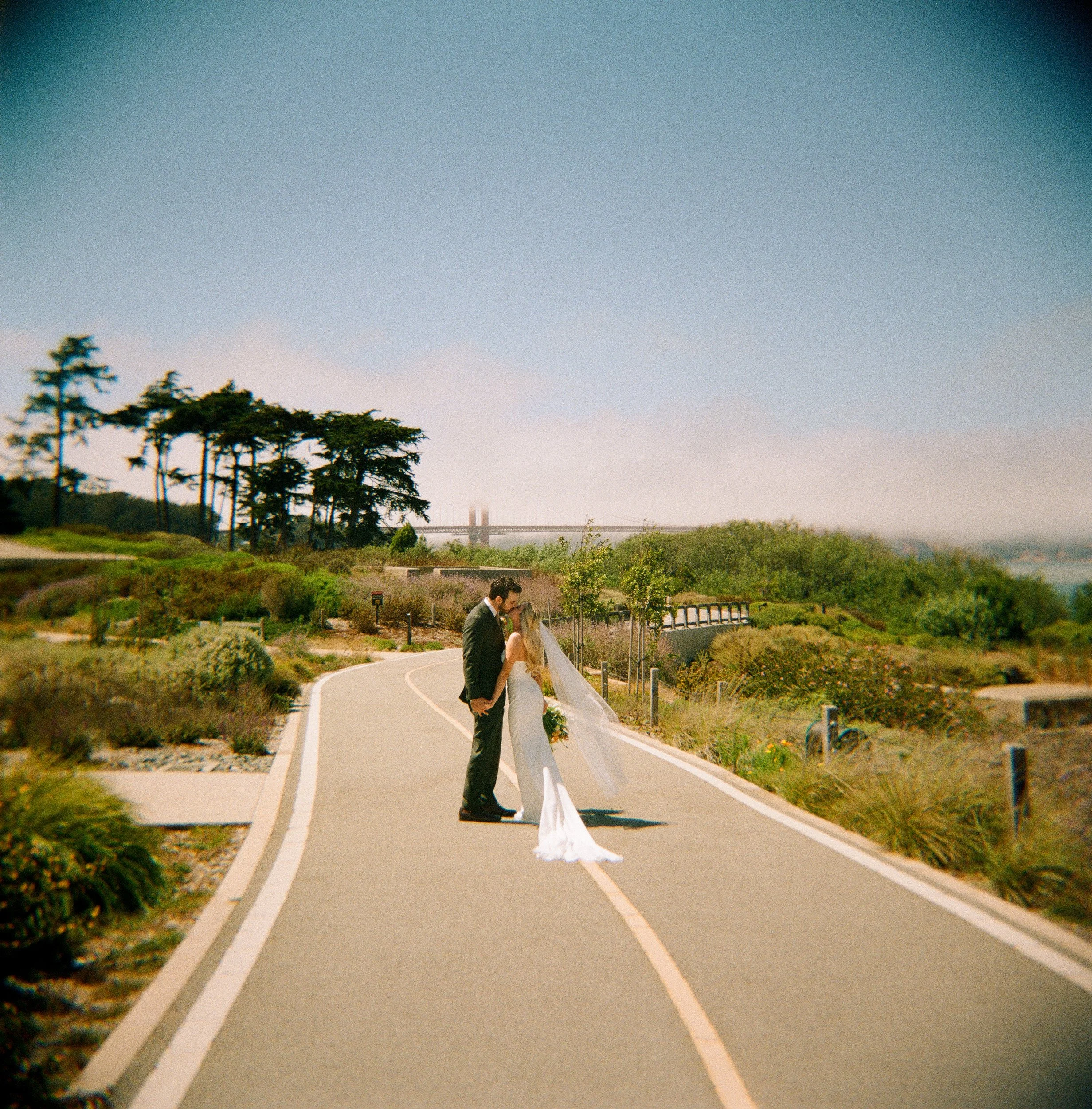 016-golden-gate-club-wedding-vivianchen-907.jpg