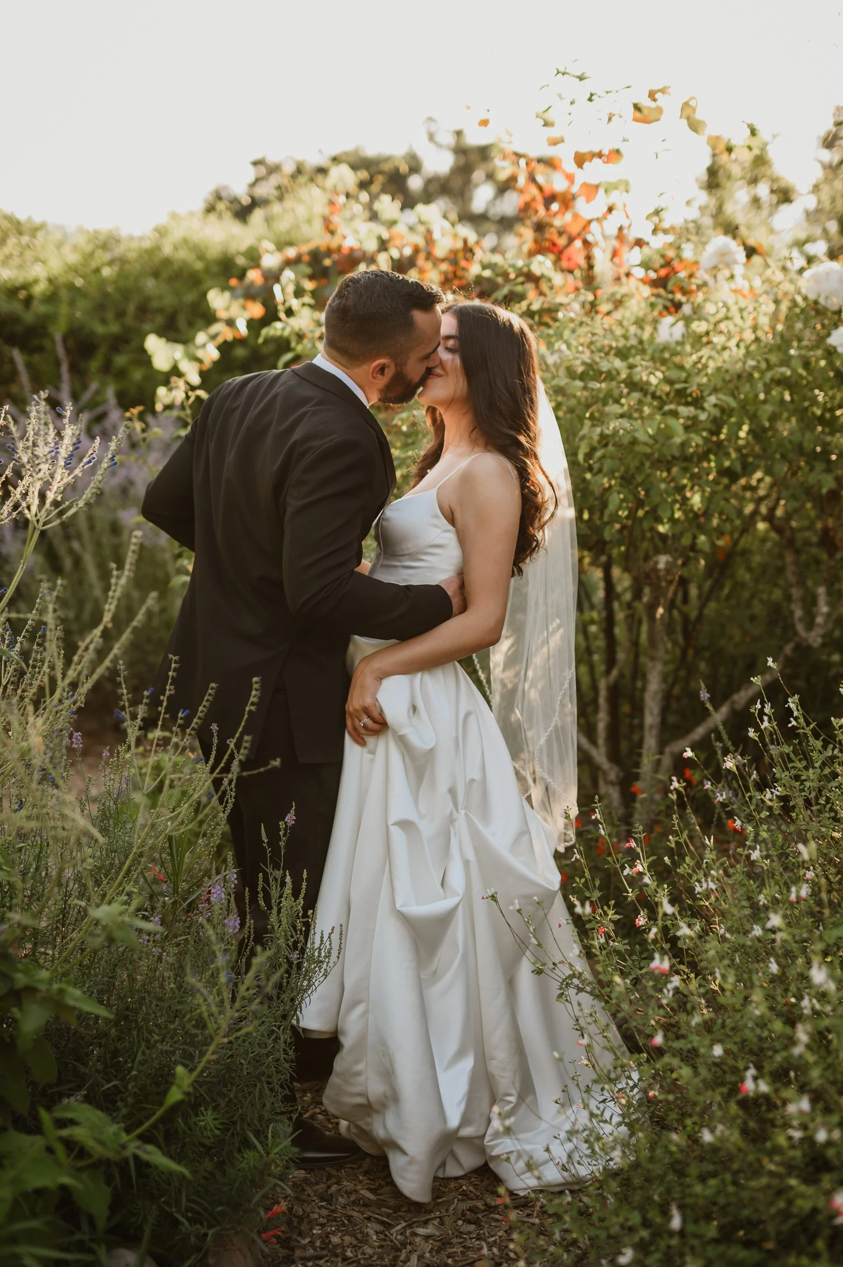 Intimate Falkirk Cultural Center Wedding » San Rafael, California » Erin Prado for VCP