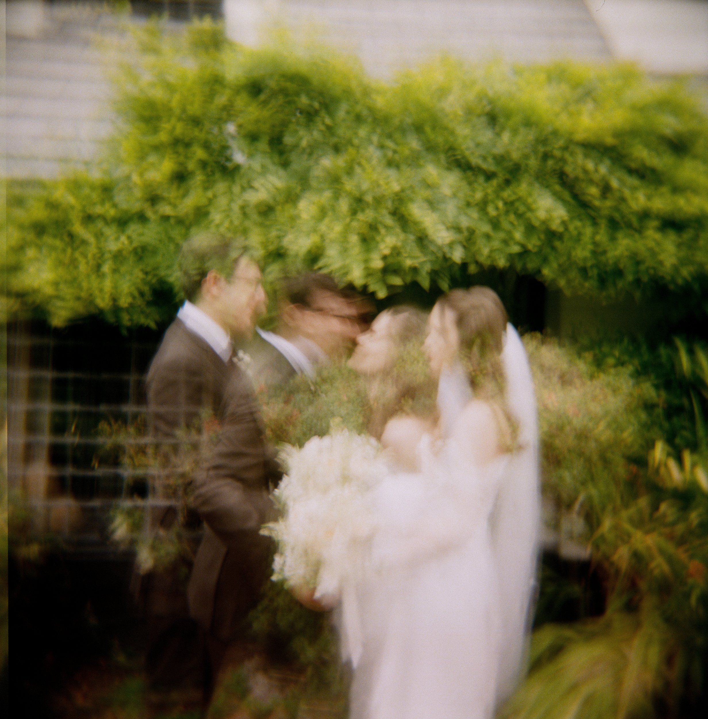 021-pelican-inn-muir-beach-film-wedding-erinpradoVCP-576.jpg