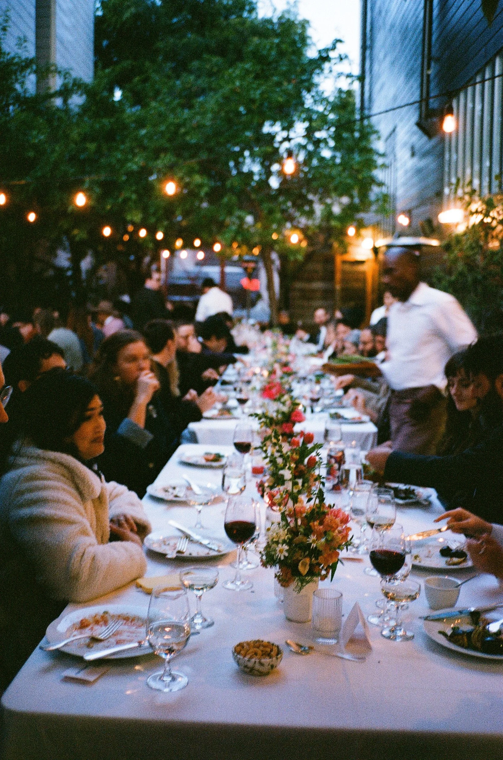 063-film-wedding-stable-cafe-sf-erinpradoVCP-000181020020.jpg