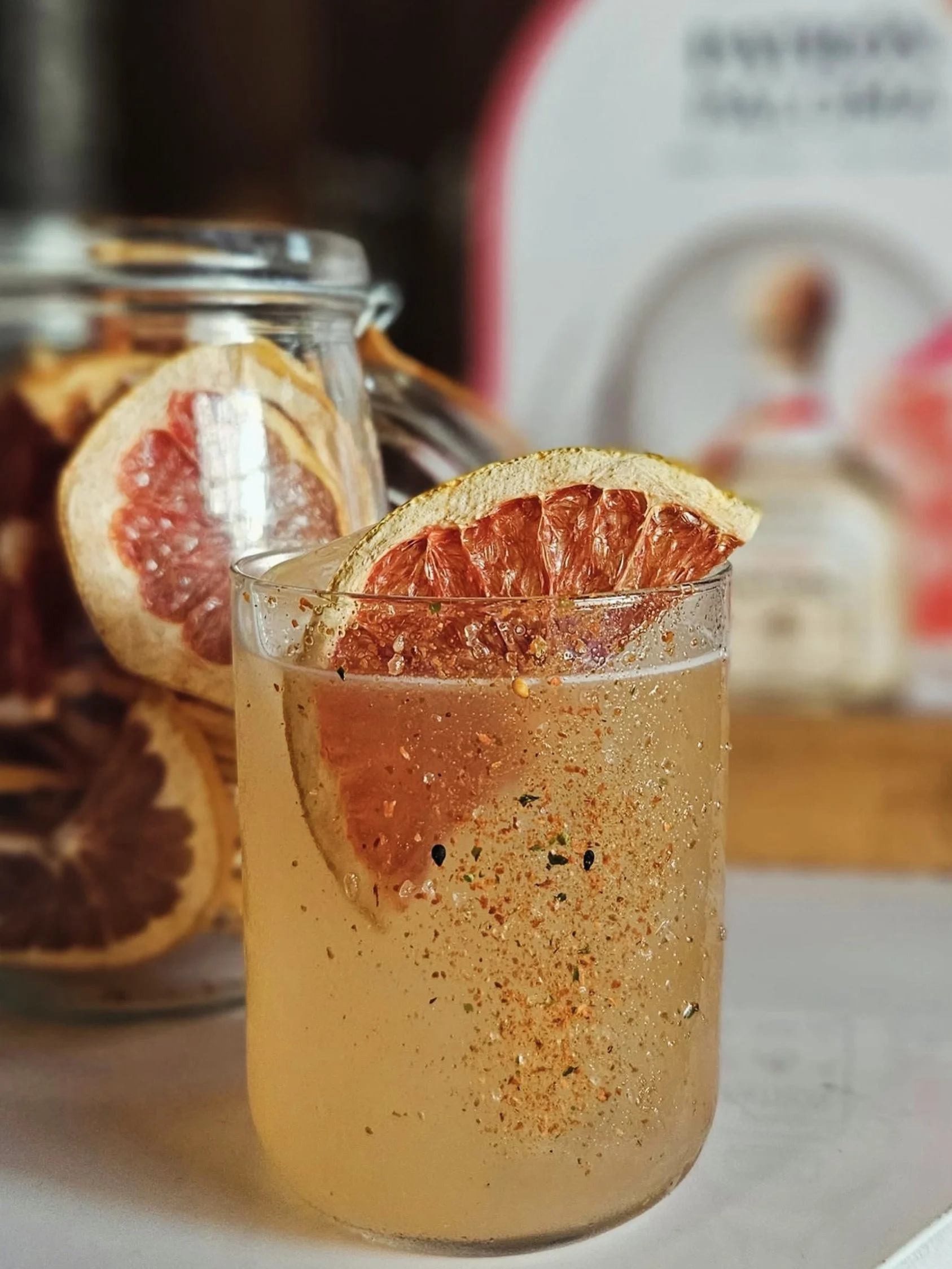 When a Paloma looks this good, one photo is a public service. 🧡🍸

.
.