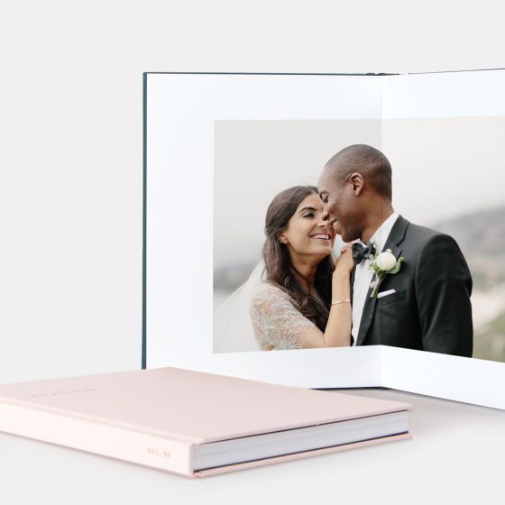 layflat-main01-pink-photo-book-couples_2x_2.jpg