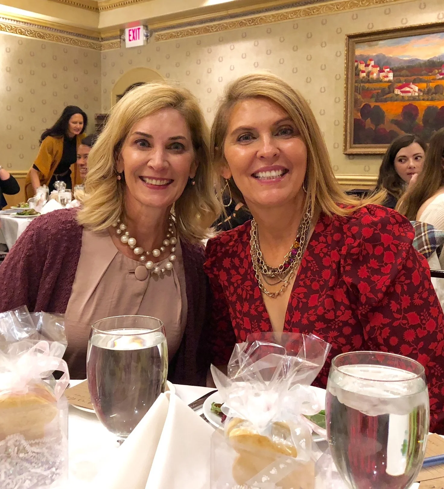 Can you believe this is my aunt and my mom?! #goodgenes