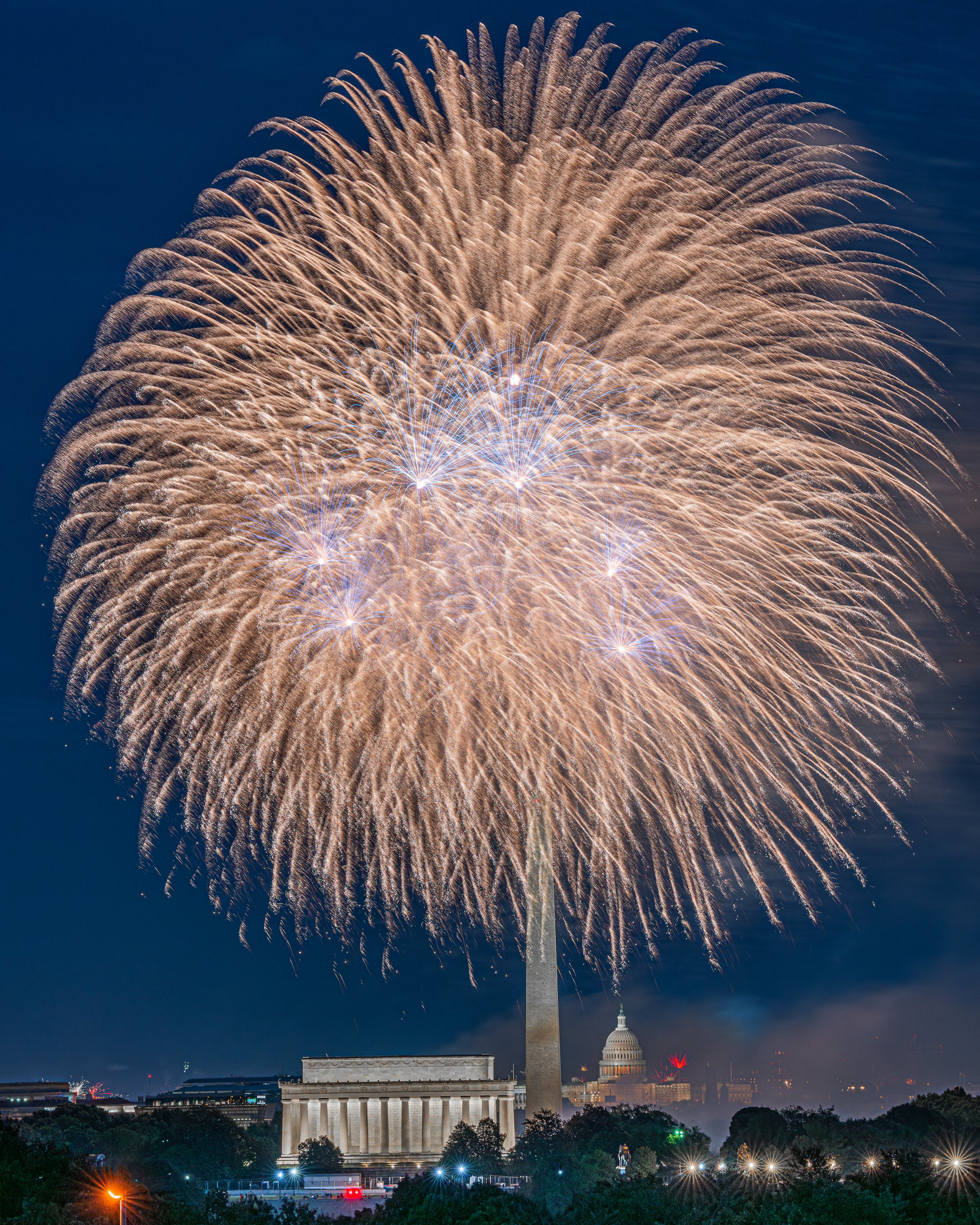 Fireworks2023_Cred(DJMuldowney)-11.jpg