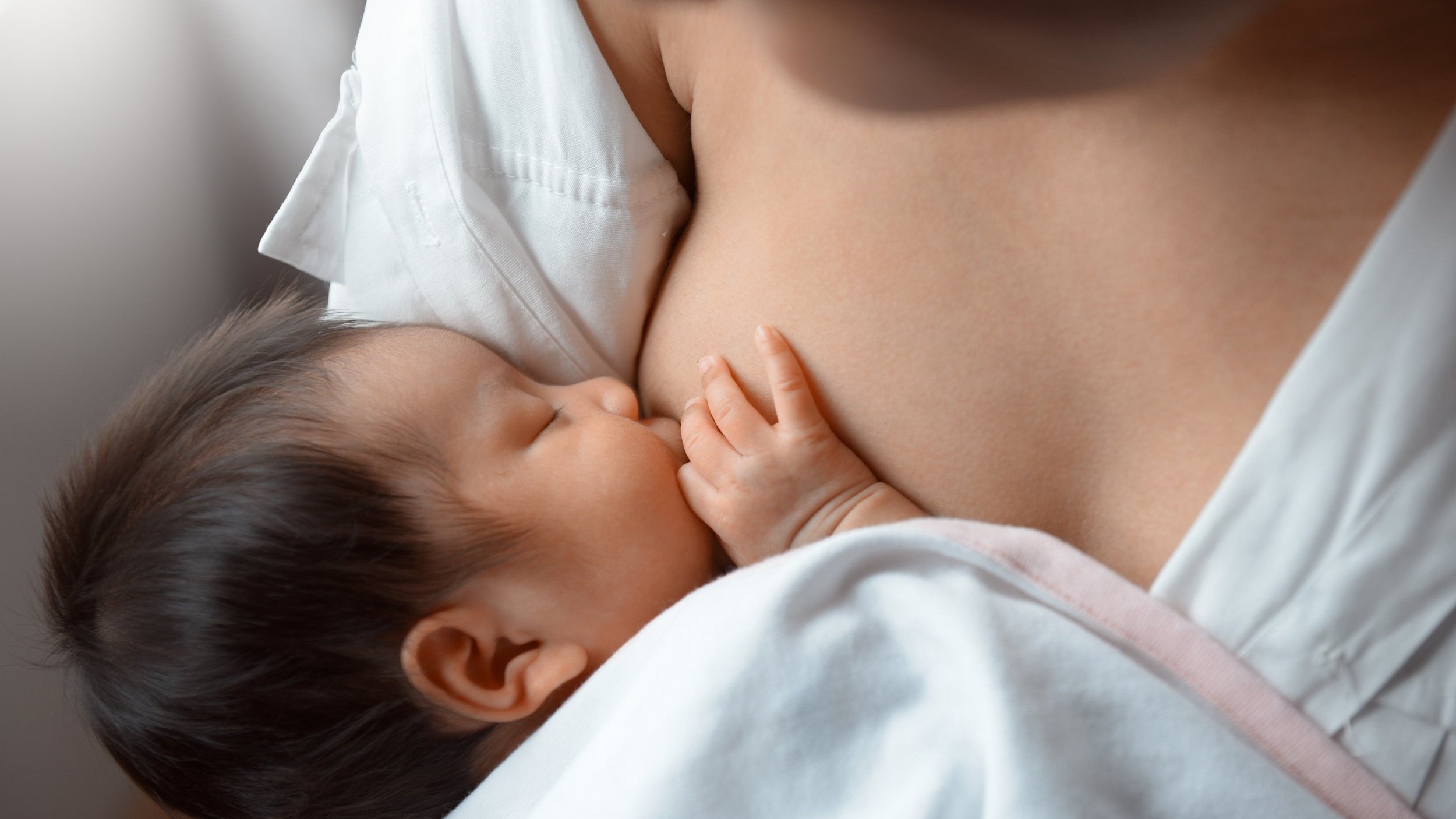 Breastfeeding to Sleep - Breastfeeding Support