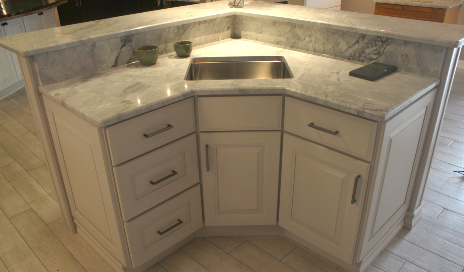 Evanston Kitchen Cabinets Sinks And Countertops Rock Counter