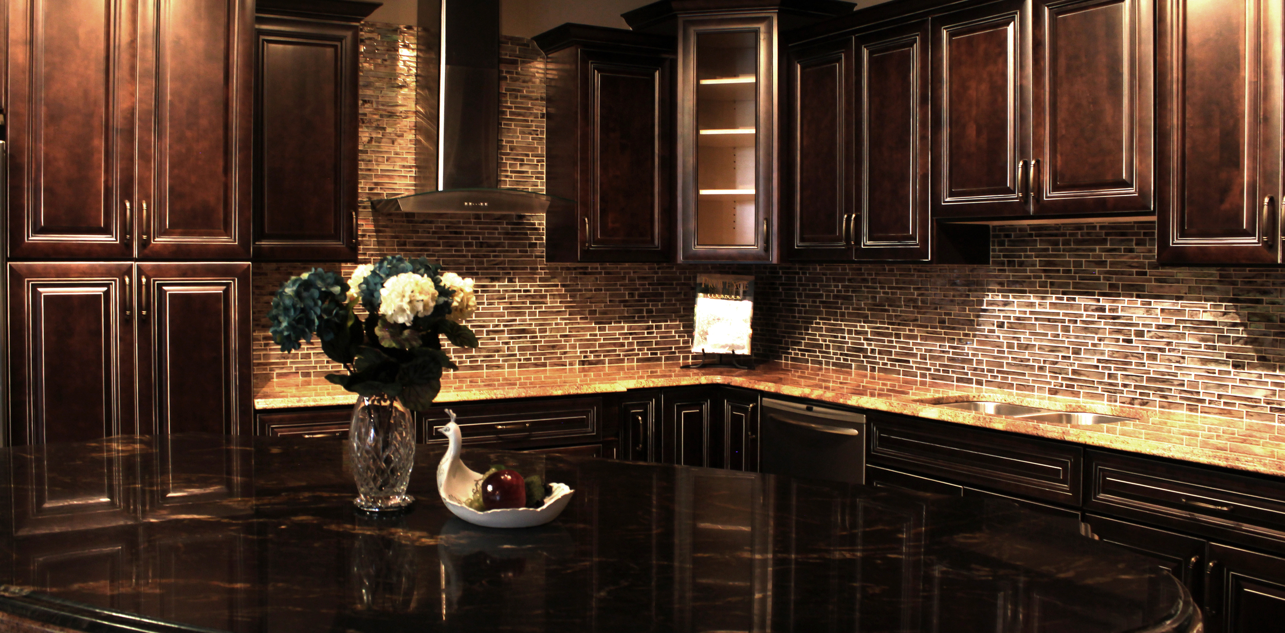 Franklin Park Kitchen Cabinets Sinks And Countertops Rock Counter
