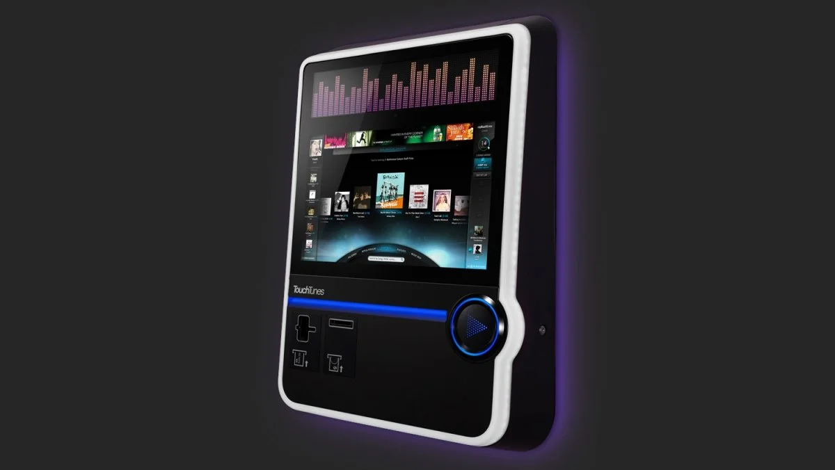 frogdesign_touchtunes_virtuo_carousel_01_0.jpg