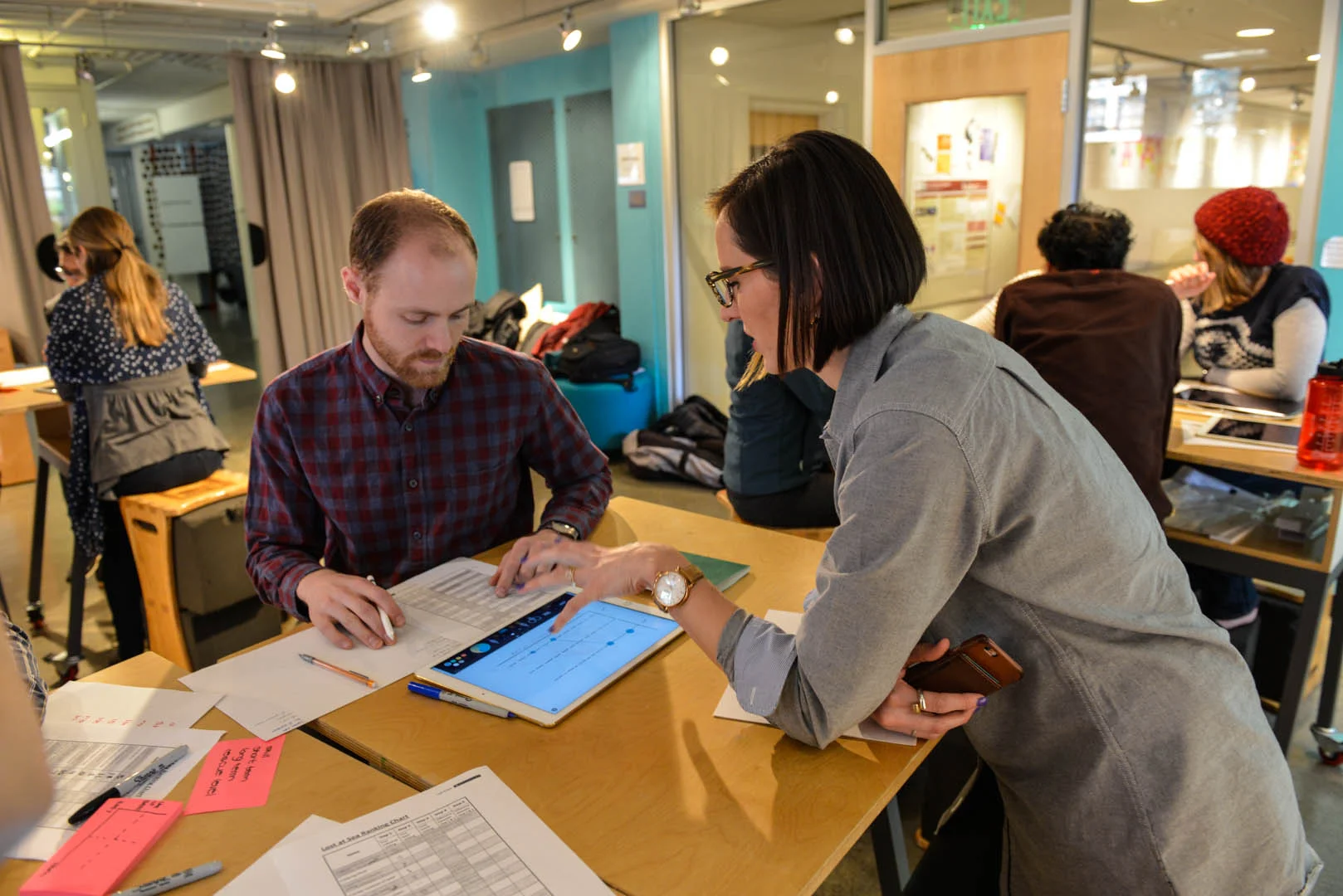   Visual Communication.  Using iPads to introduce D.School students to power of drawing for teams. Read  more on Medium .&nbsp; 