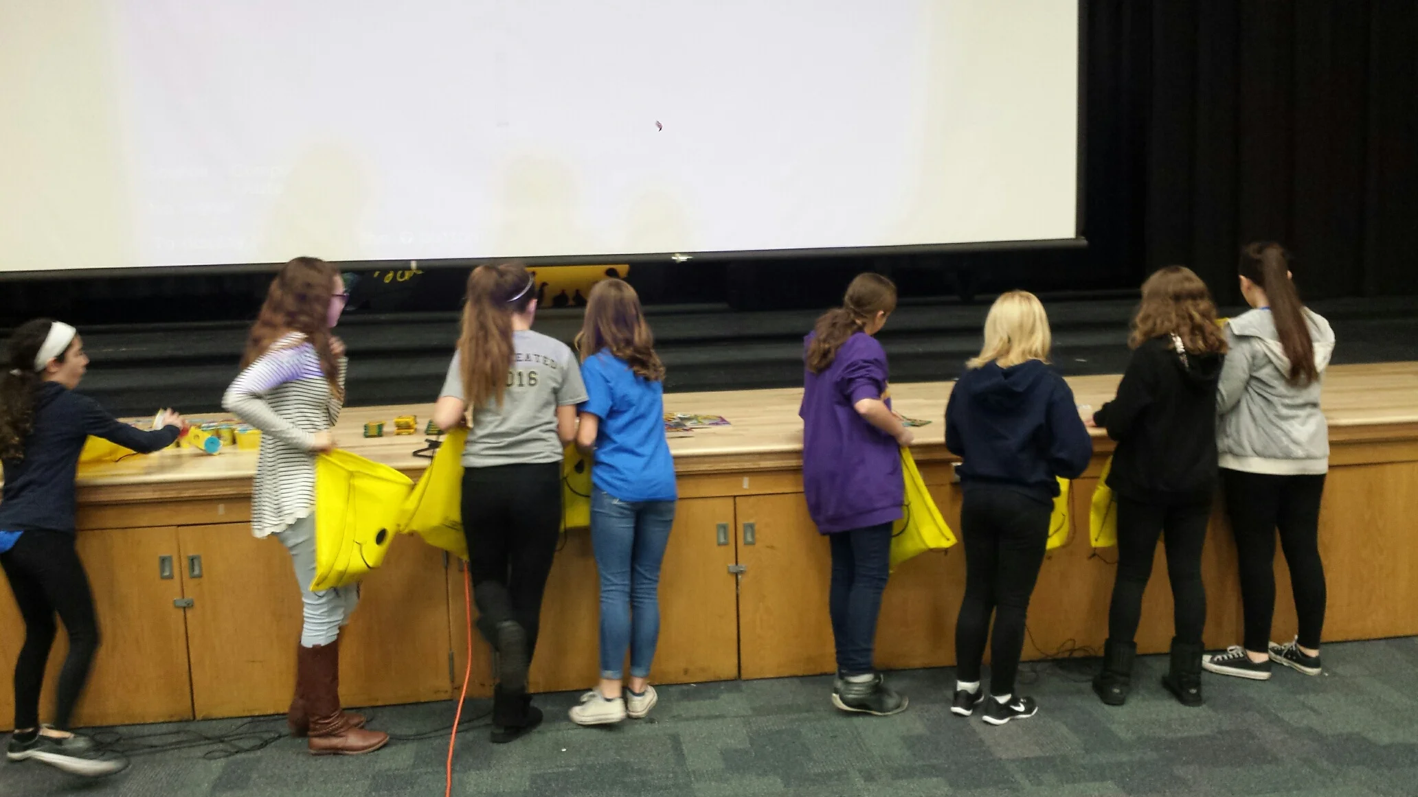 Students filling Smile Bags.