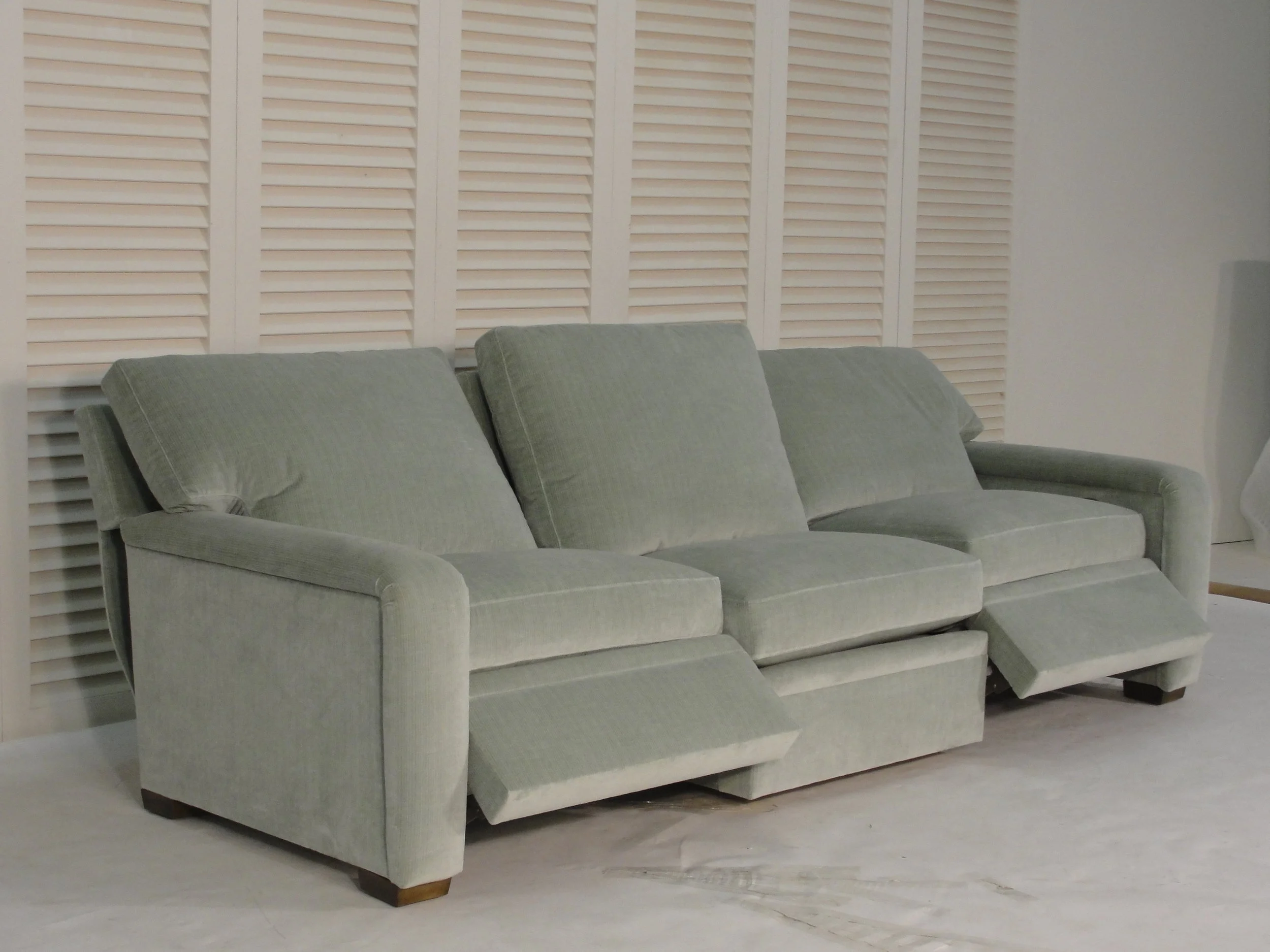 RECLINER#25