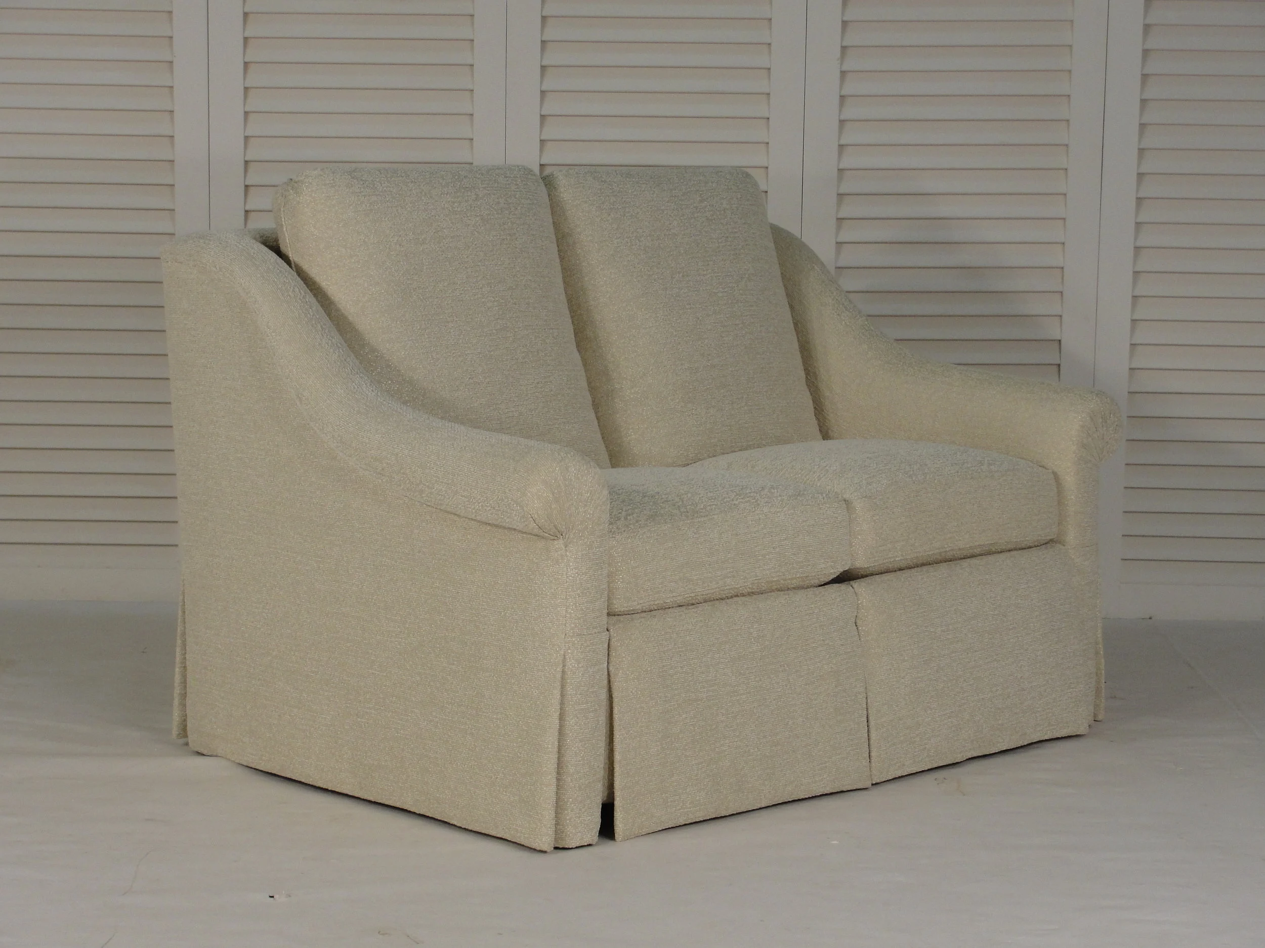 RECLINERS (2).JPG
