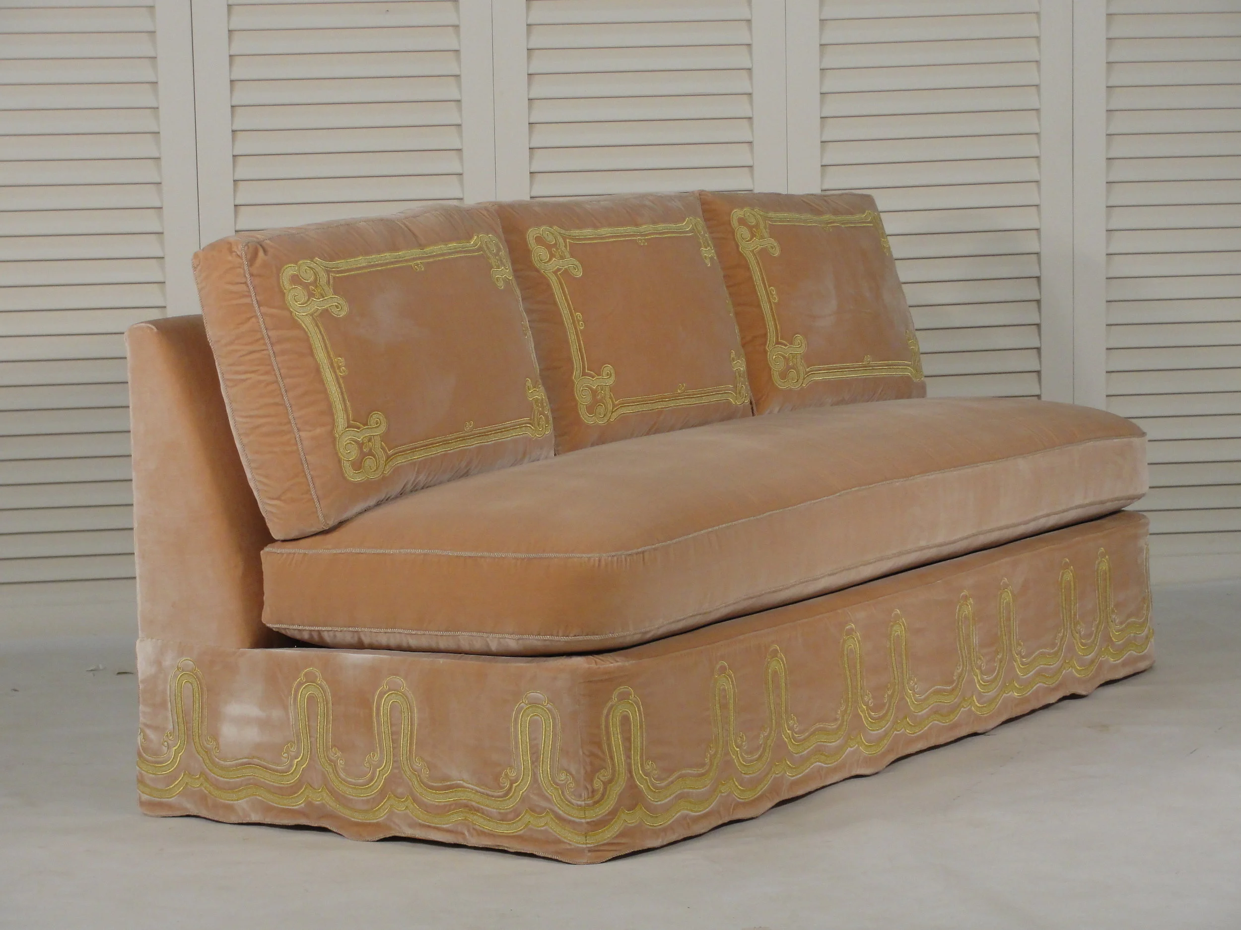 Music Room Embroidered Armless Sofa 