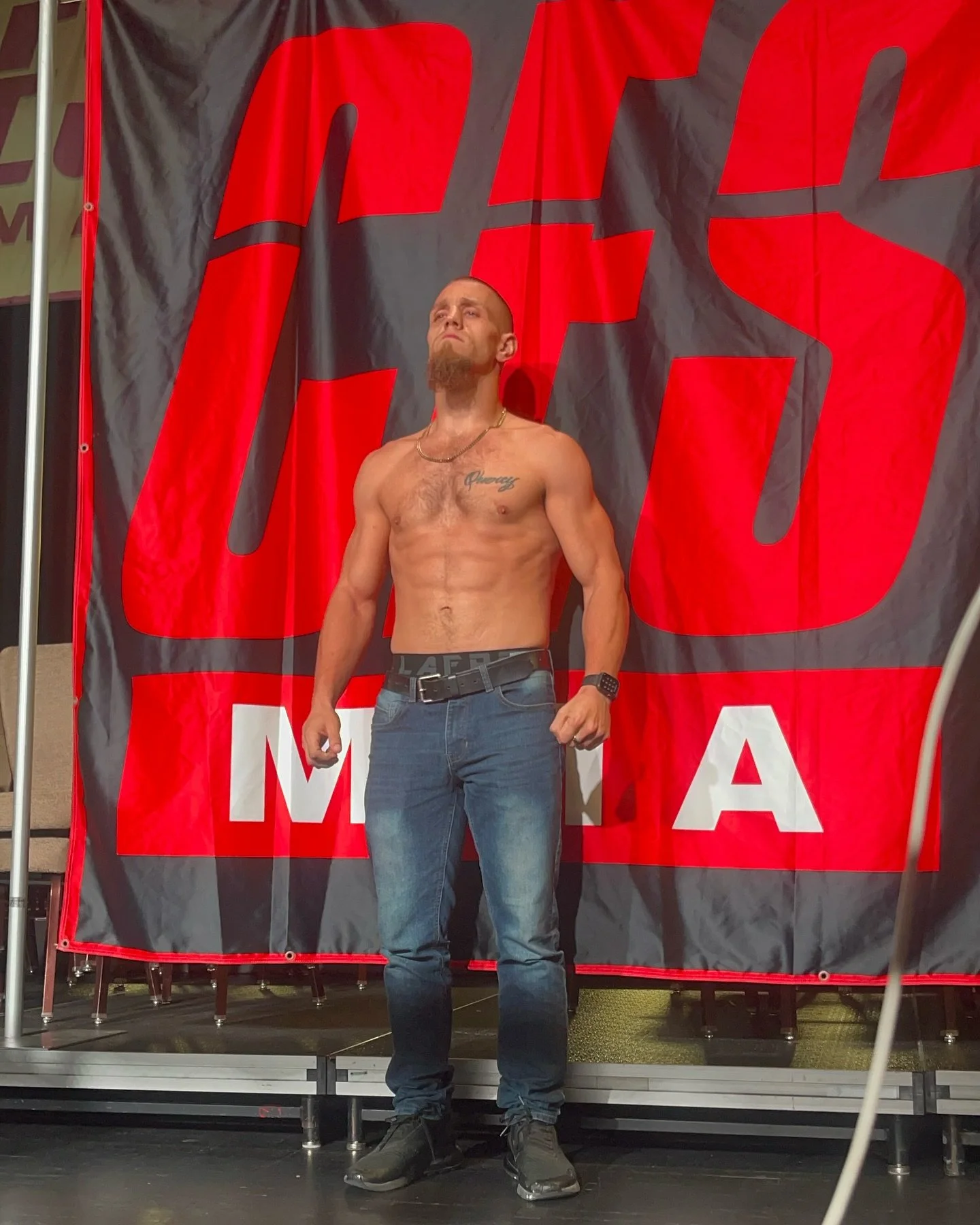 Weight is made. Now Anthony gets to do what he loves doing. SCRAP 🐺🫡🤖 #THEMACHINE @cesmma tune in tomorrow night 🔥🔥🔥