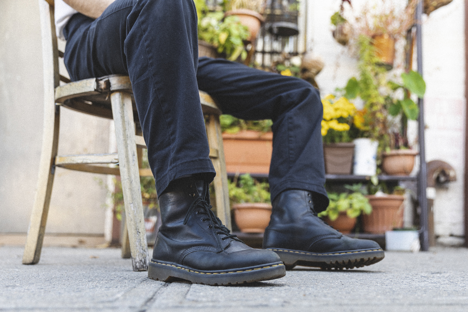 How to Wear Dr. Martens Shoes With Jeans – Footwear News