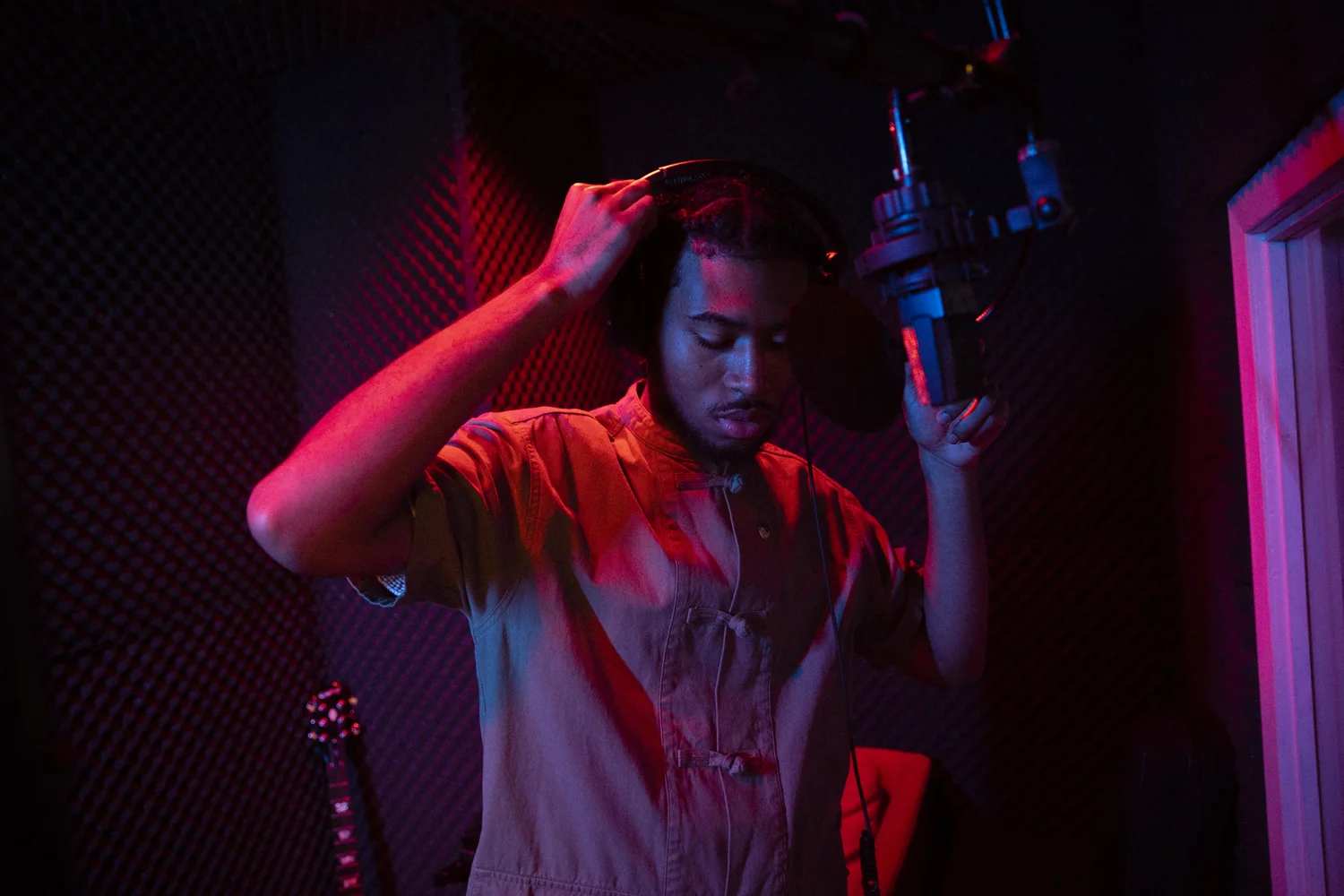 DrMarten_WornDiff_9351.jpg