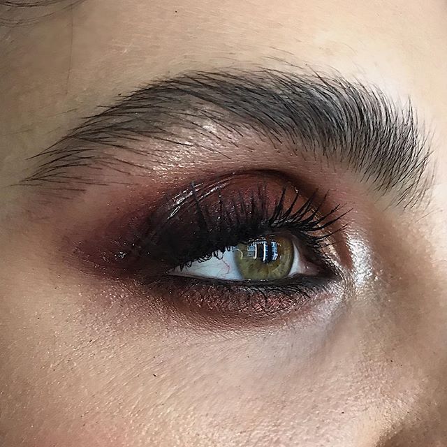 Smokey eye on set today 👁Shooting campaign for the new collection of @dauntless_nyc ✨🤘🏻#Nofilter