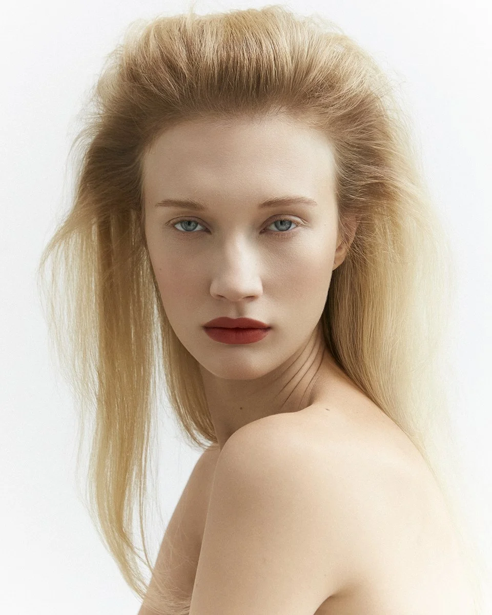 BEAUTY STORY_DARIA_1_LIP_0585.jpg