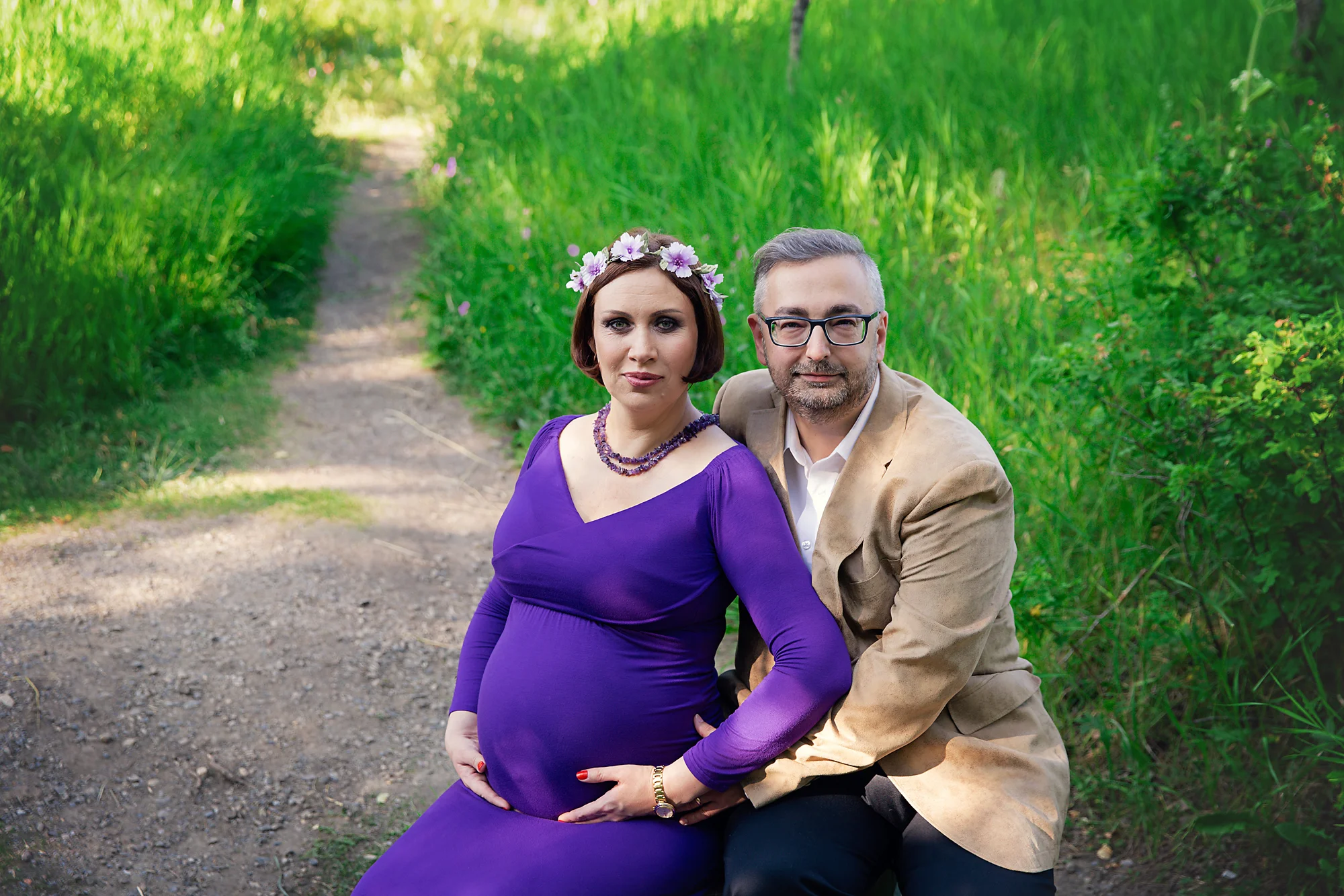 Parents-to-be during a maternity photoshoot. Calgary and Airdrie Maternity photographer