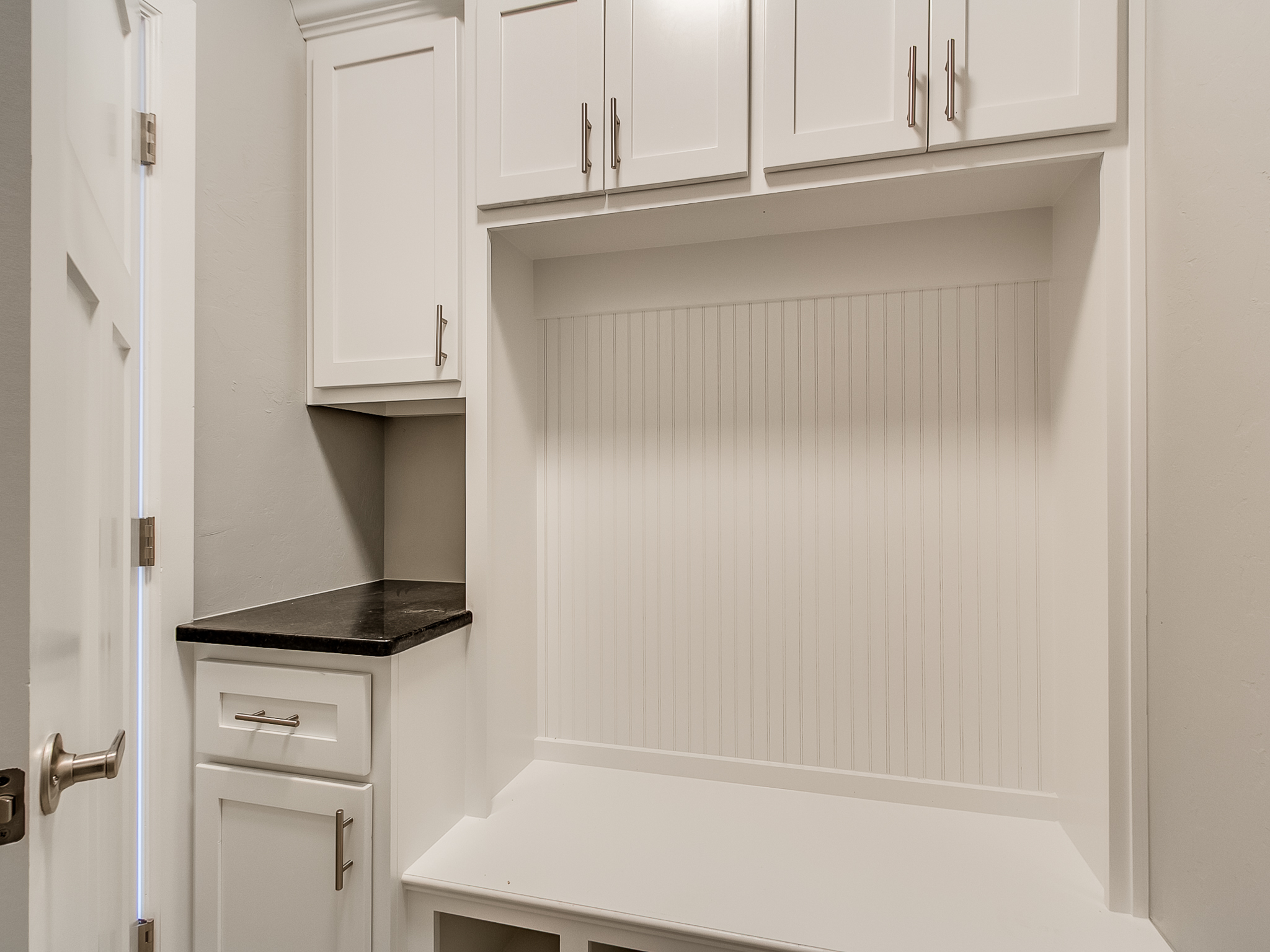29 - Laundry mud bench.jpg