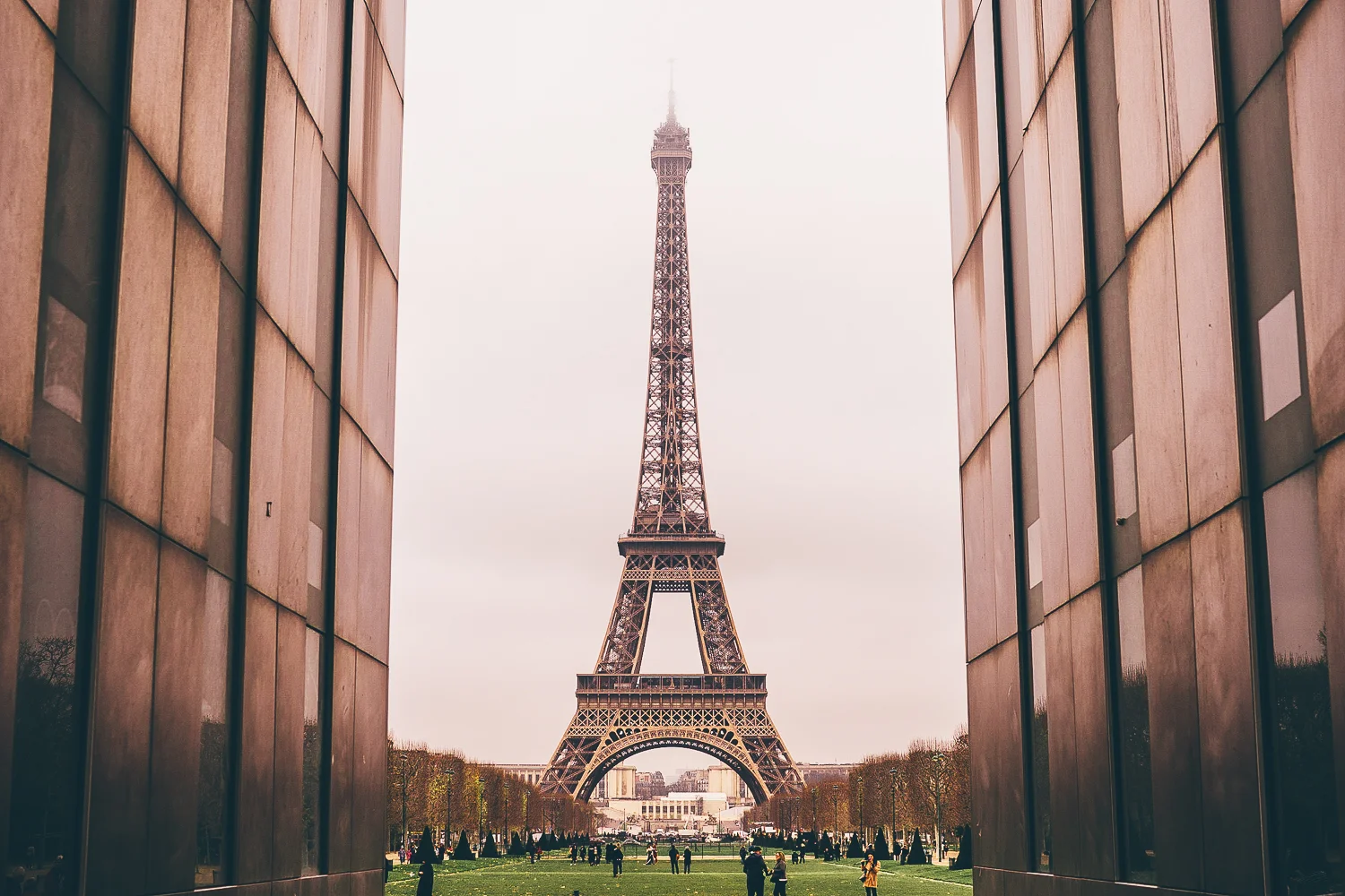 Eiffel In Between Preview-1000.jpg